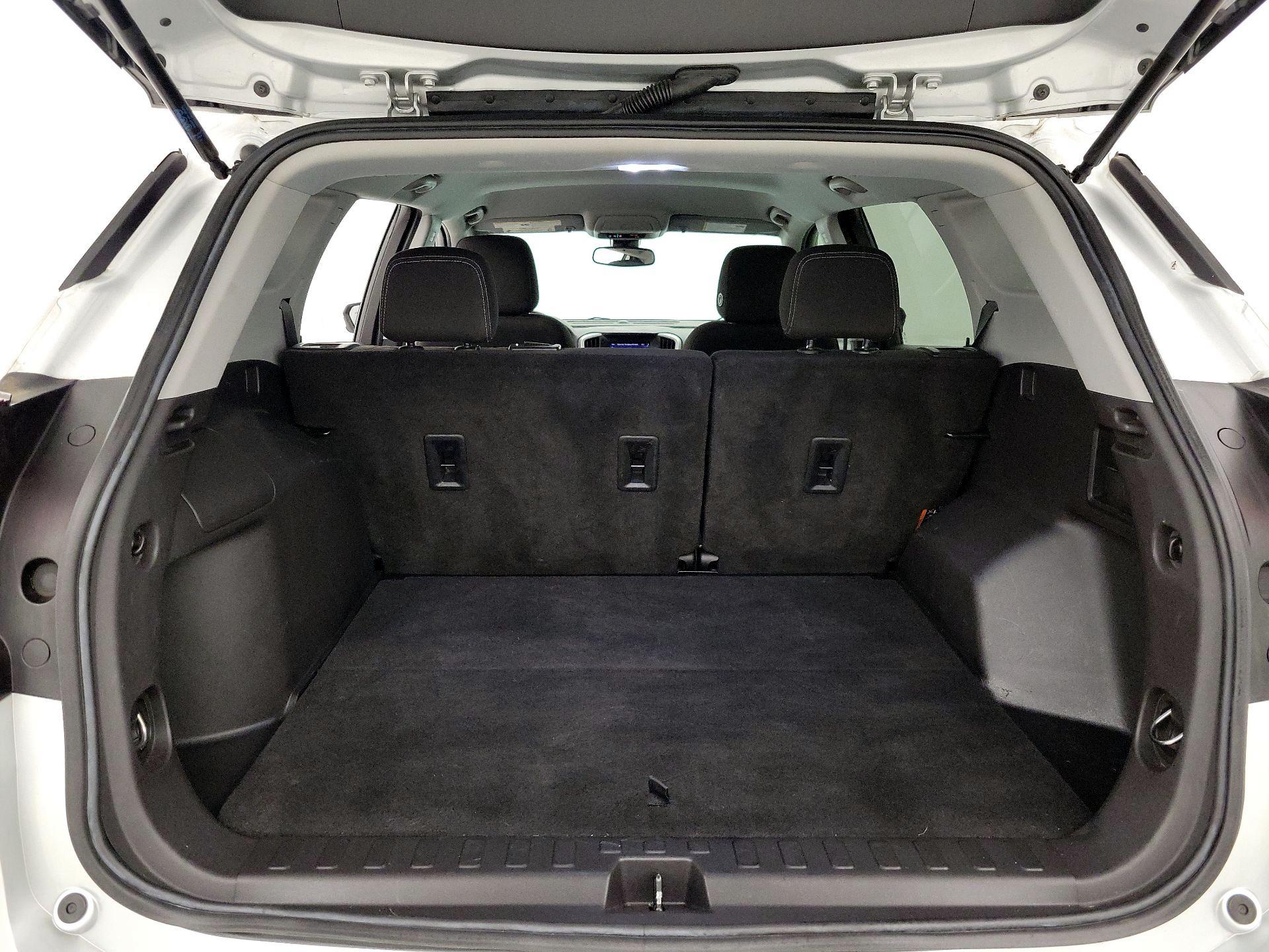 Thumbnail: 2022 GMC Terrain - 19