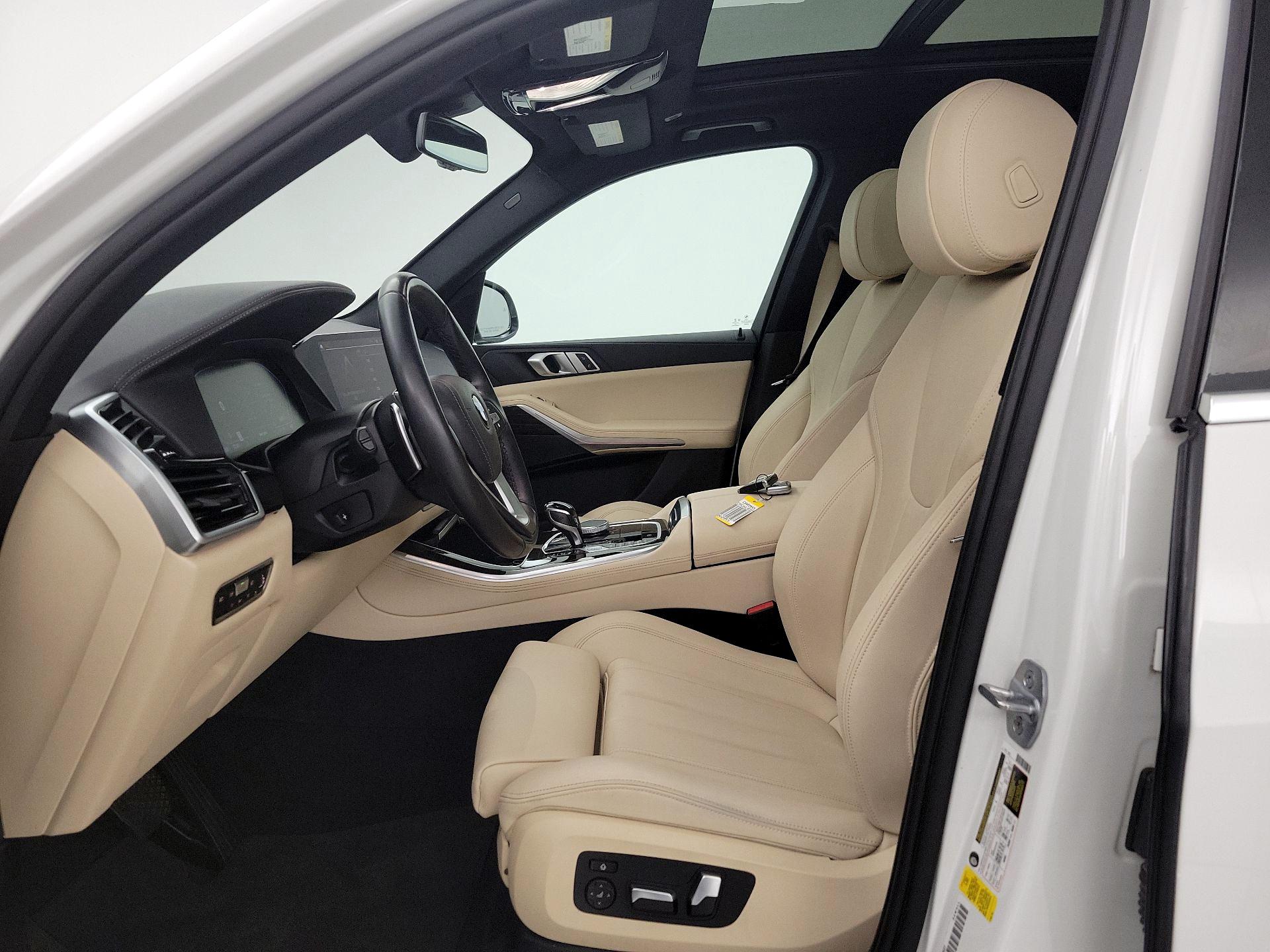 Thumbnail: 2020 BMW X5 - 11