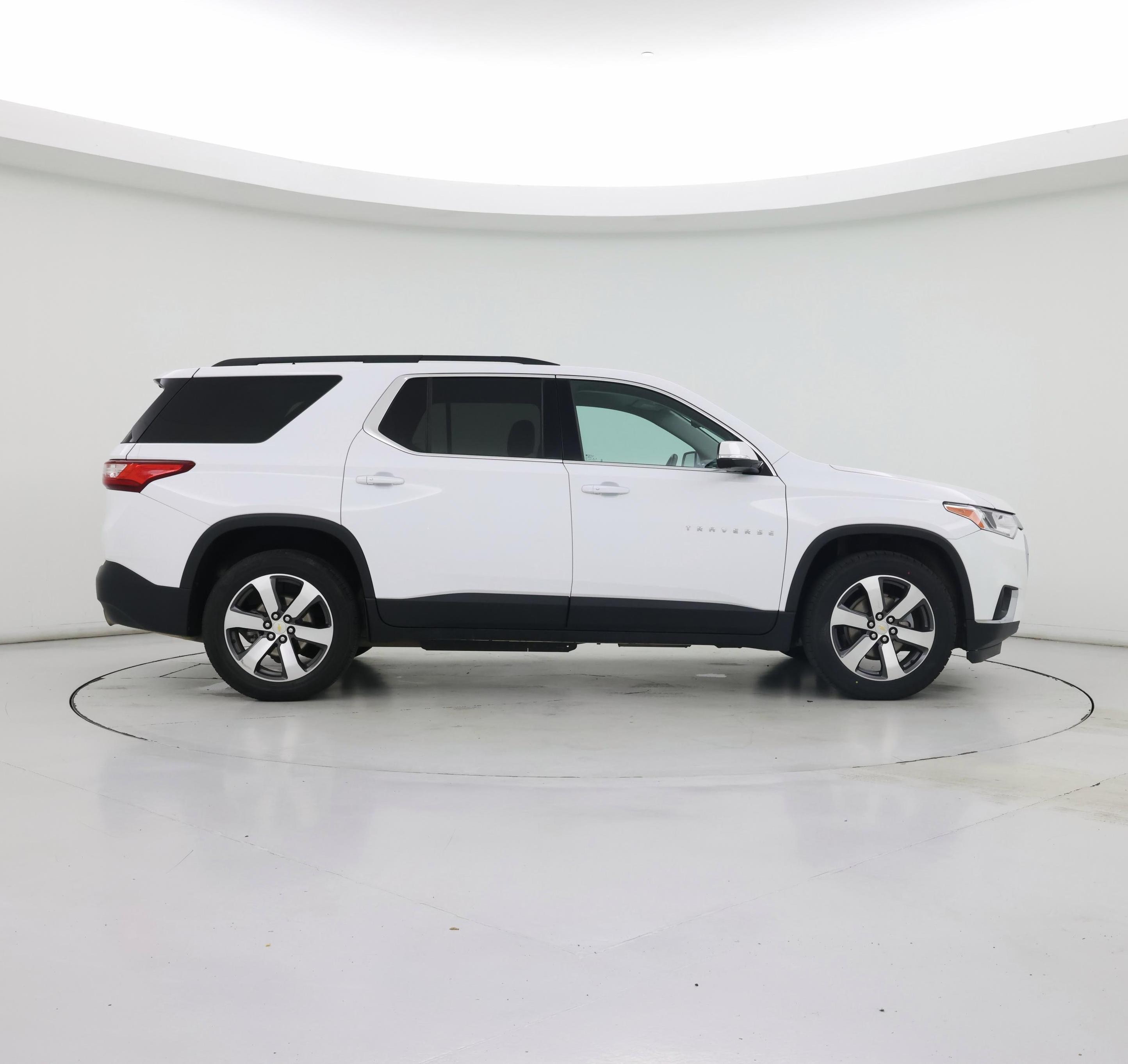 Thumbnail: 2020 Chevrolet Traverse - 7
