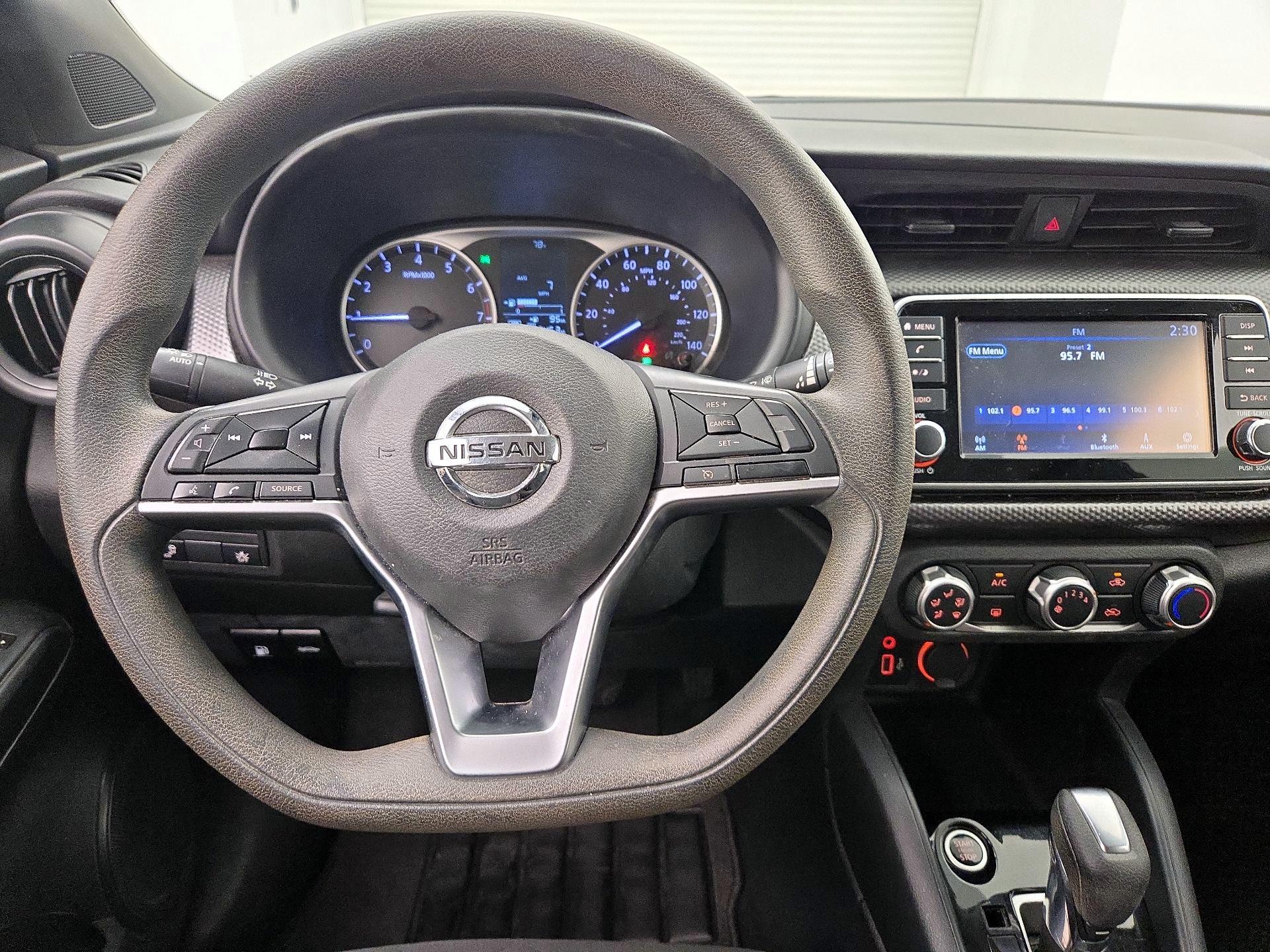 Thumbnail: 2020 Nissan Kicks - 10
