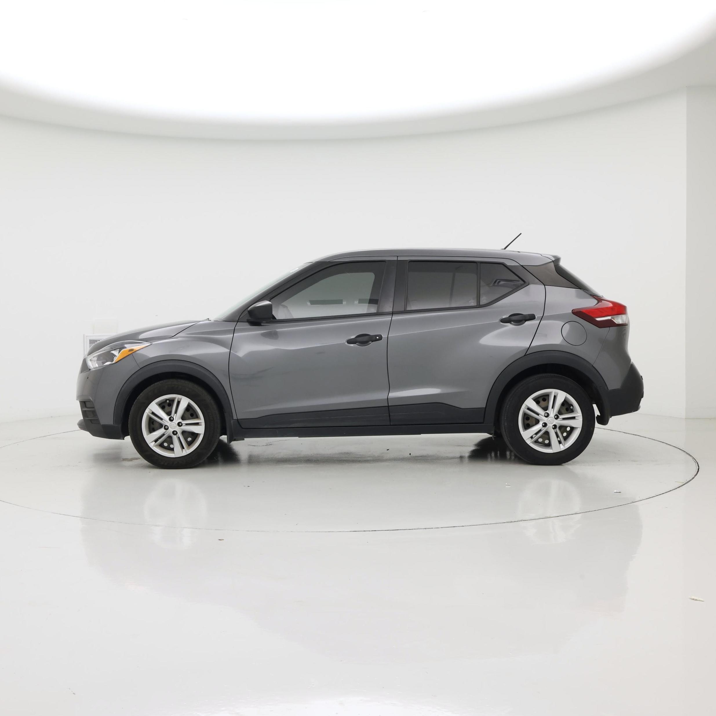 Thumbnail: 2020 Nissan Kicks - 3