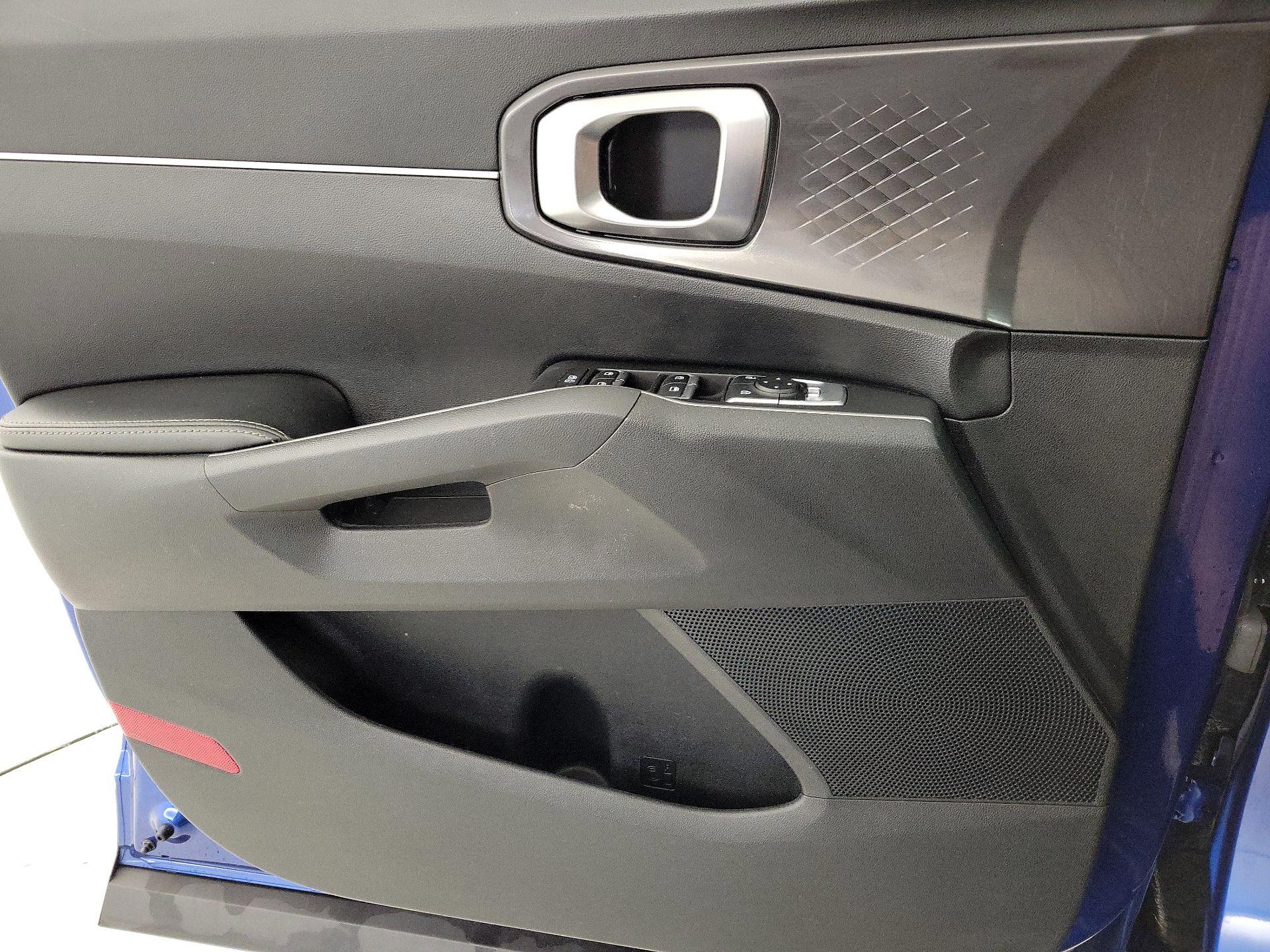 Thumbnail: 2022 Kia Sorento - 12