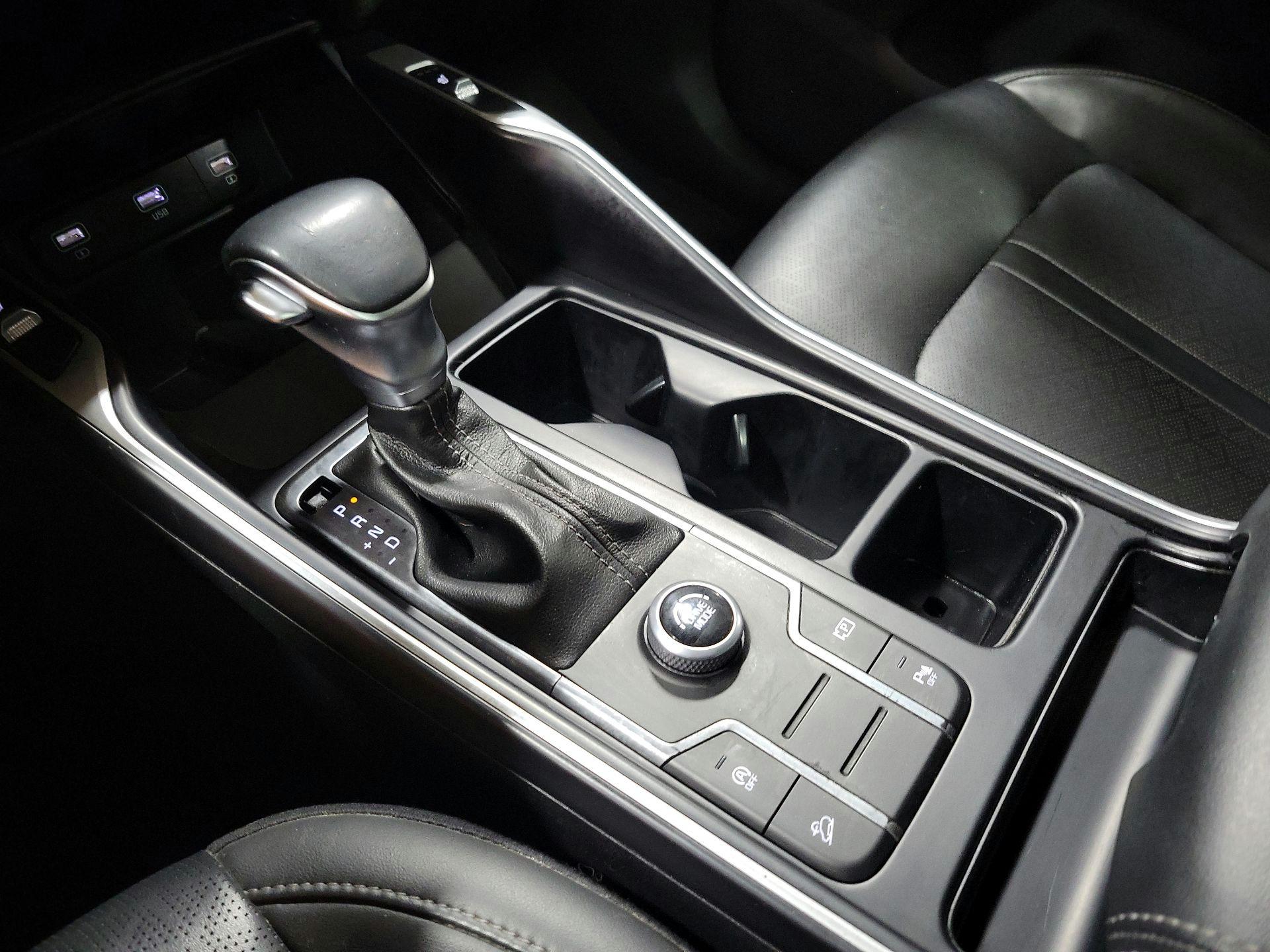 Thumbnail: 2022 Kia Sorento - 16