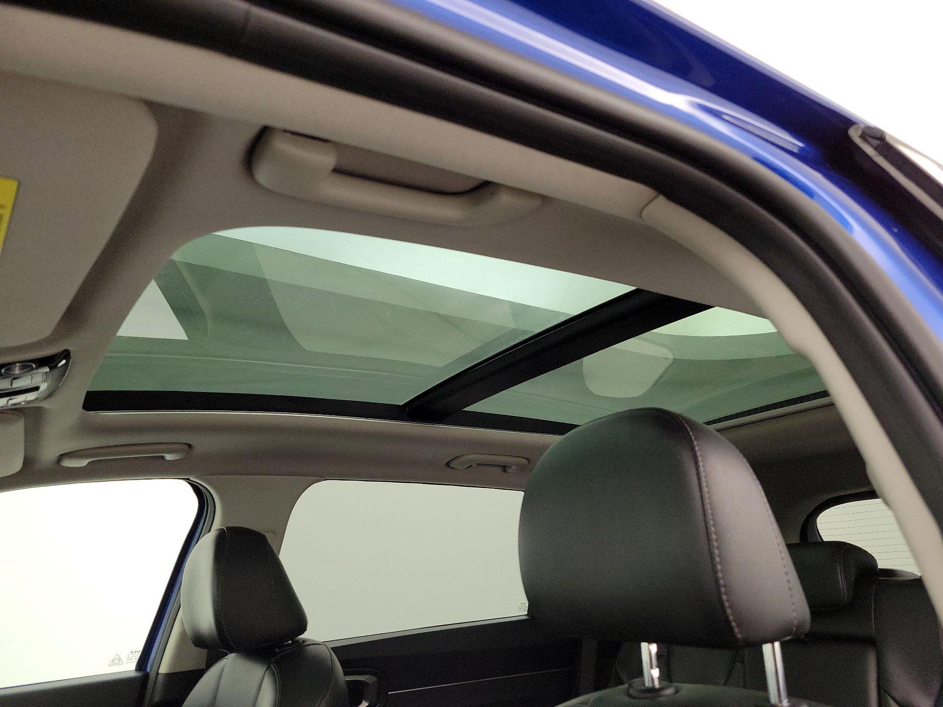 Thumbnail: 2022 Kia Sorento - 18