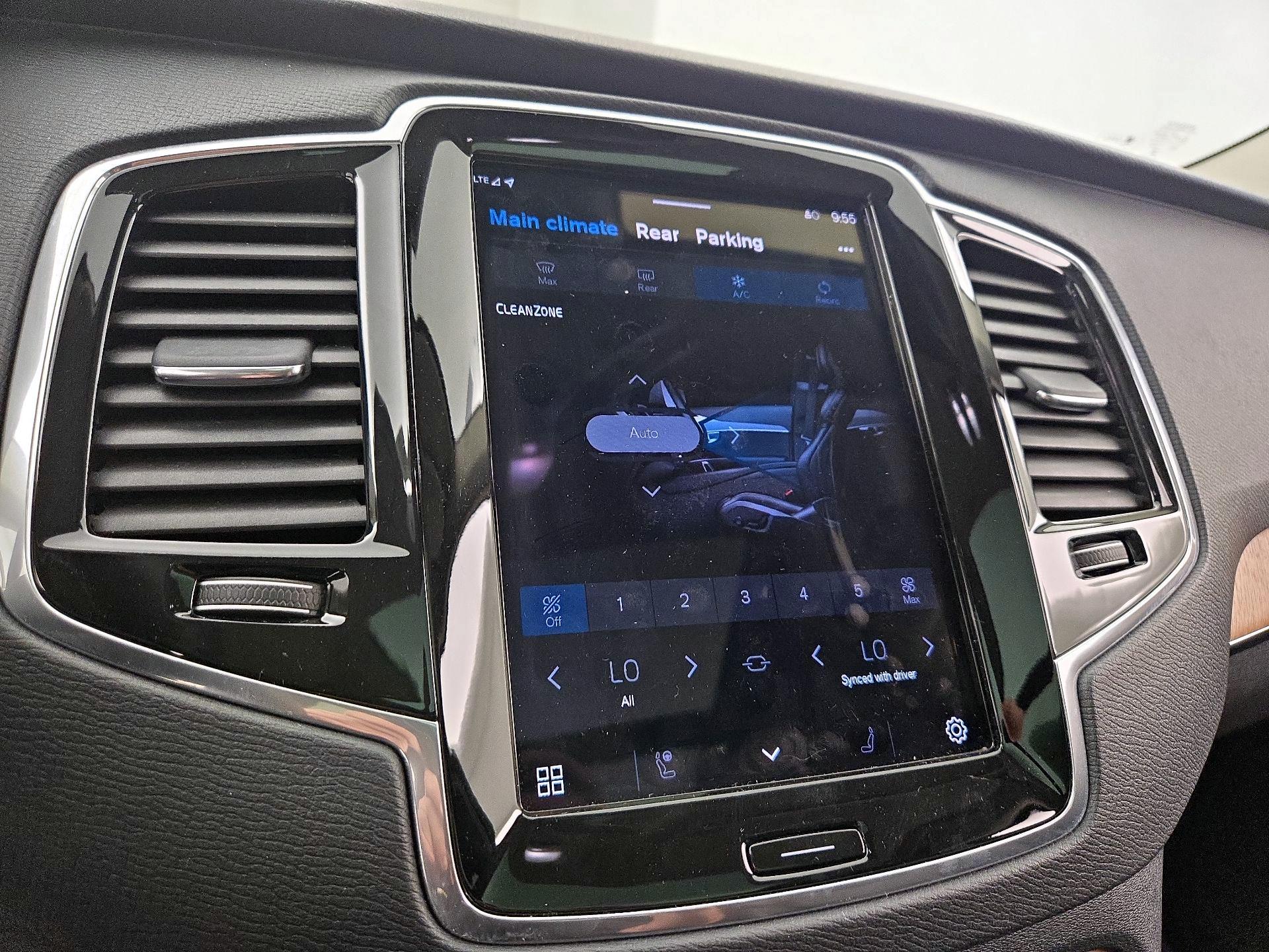 Thumbnail: 2023 Volvo XC90 - 15