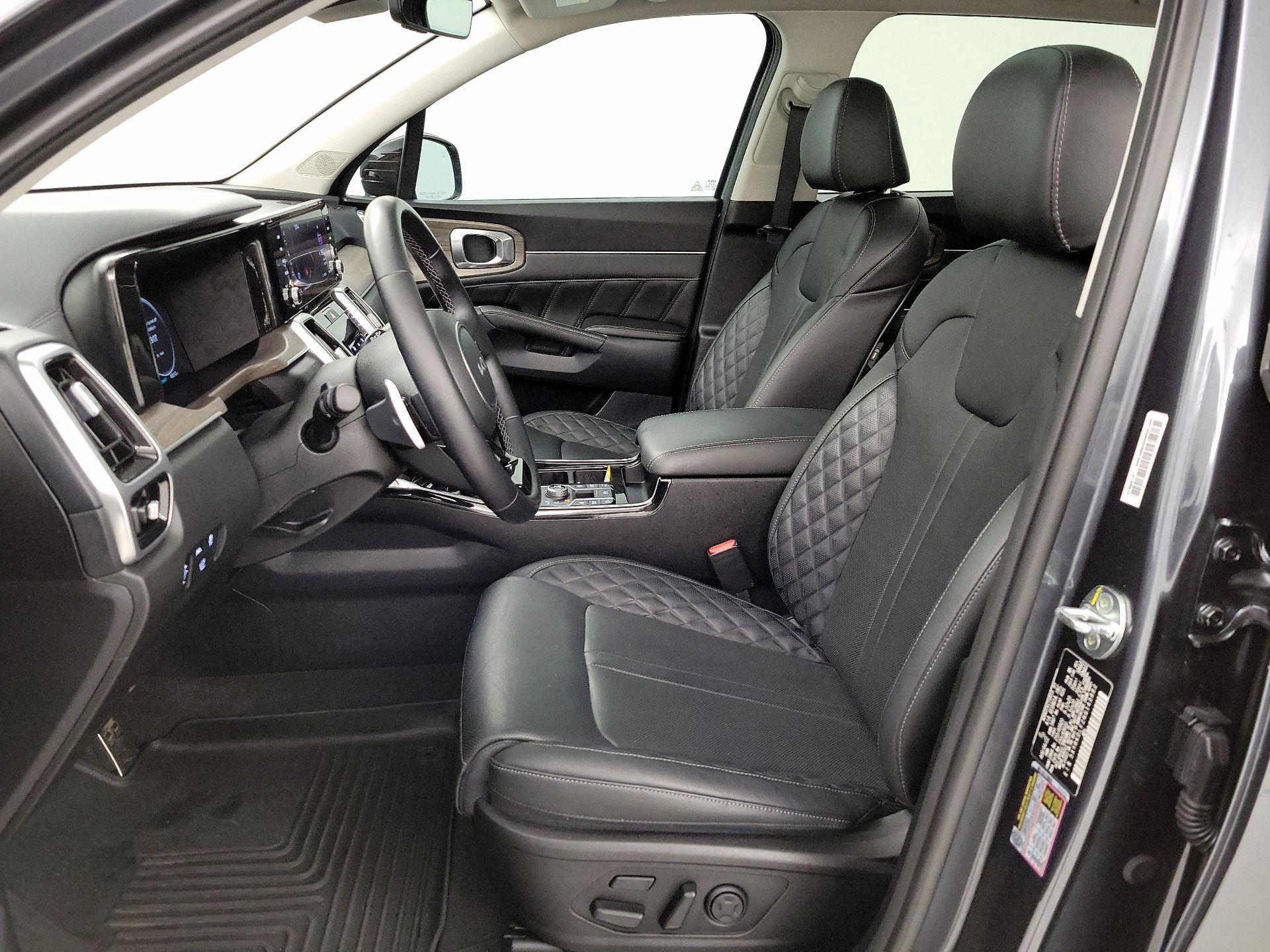 Thumbnail: 2022 Kia Sorento - 11