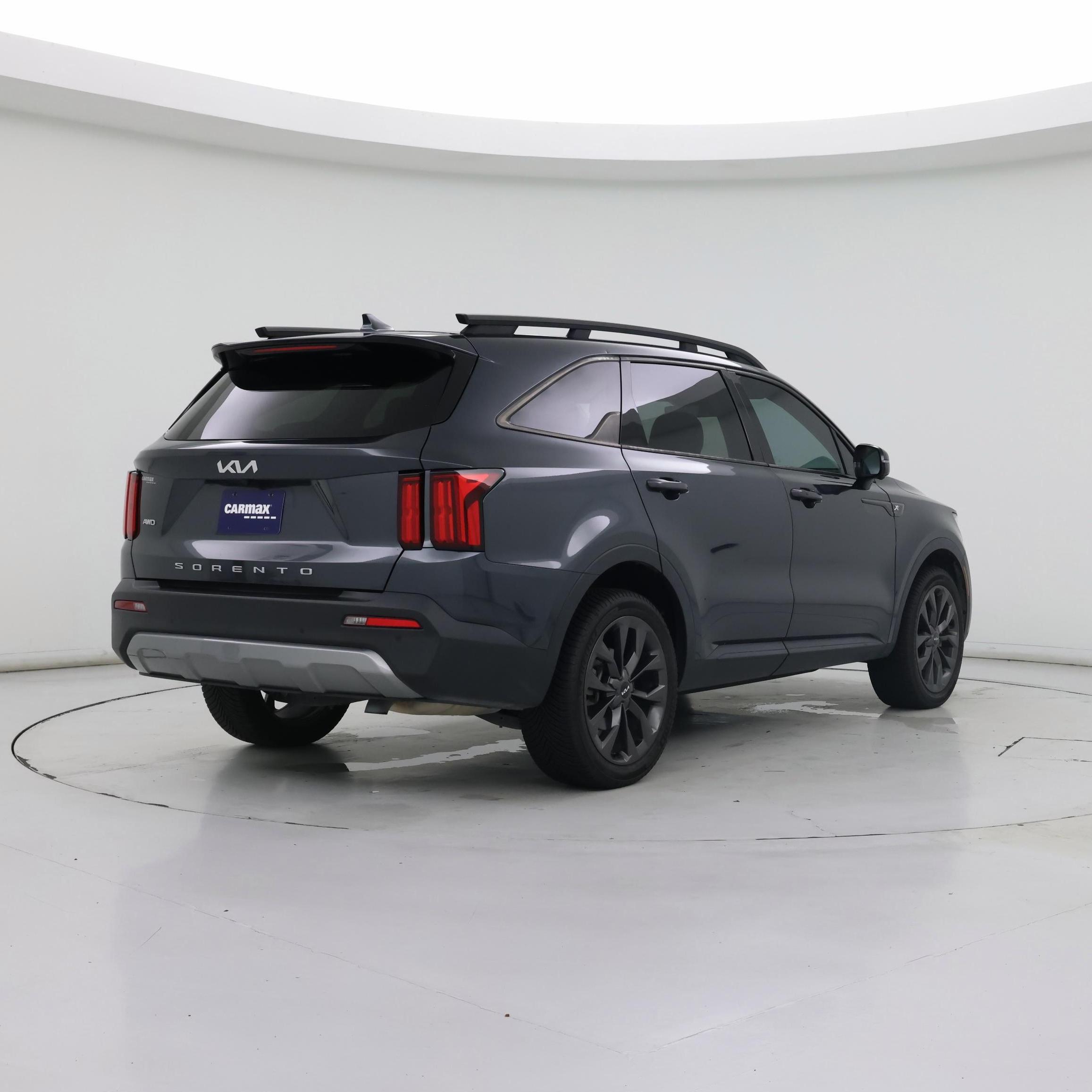 Thumbnail: 2022 Kia Sorento - 8