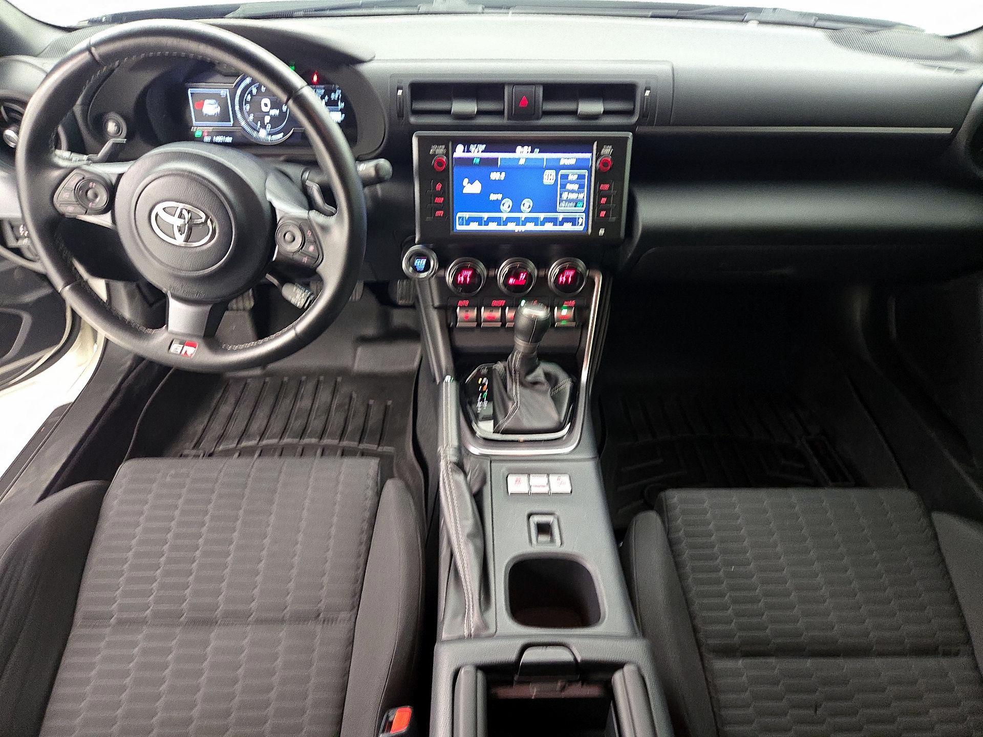 Thumbnail: 2023 Toyota GR86 - 9
