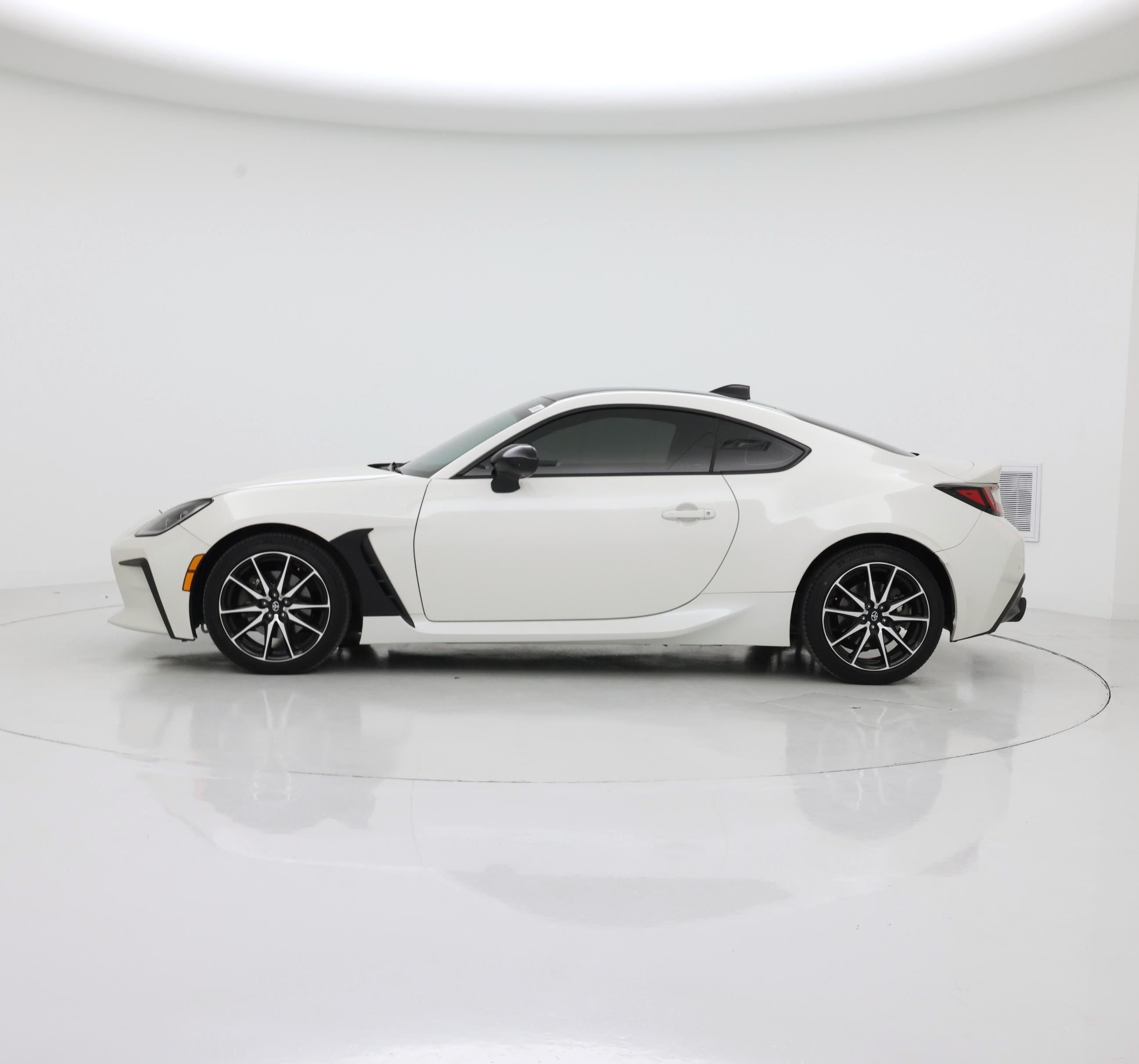 Thumbnail: 2023 Toyota GR86 - 3