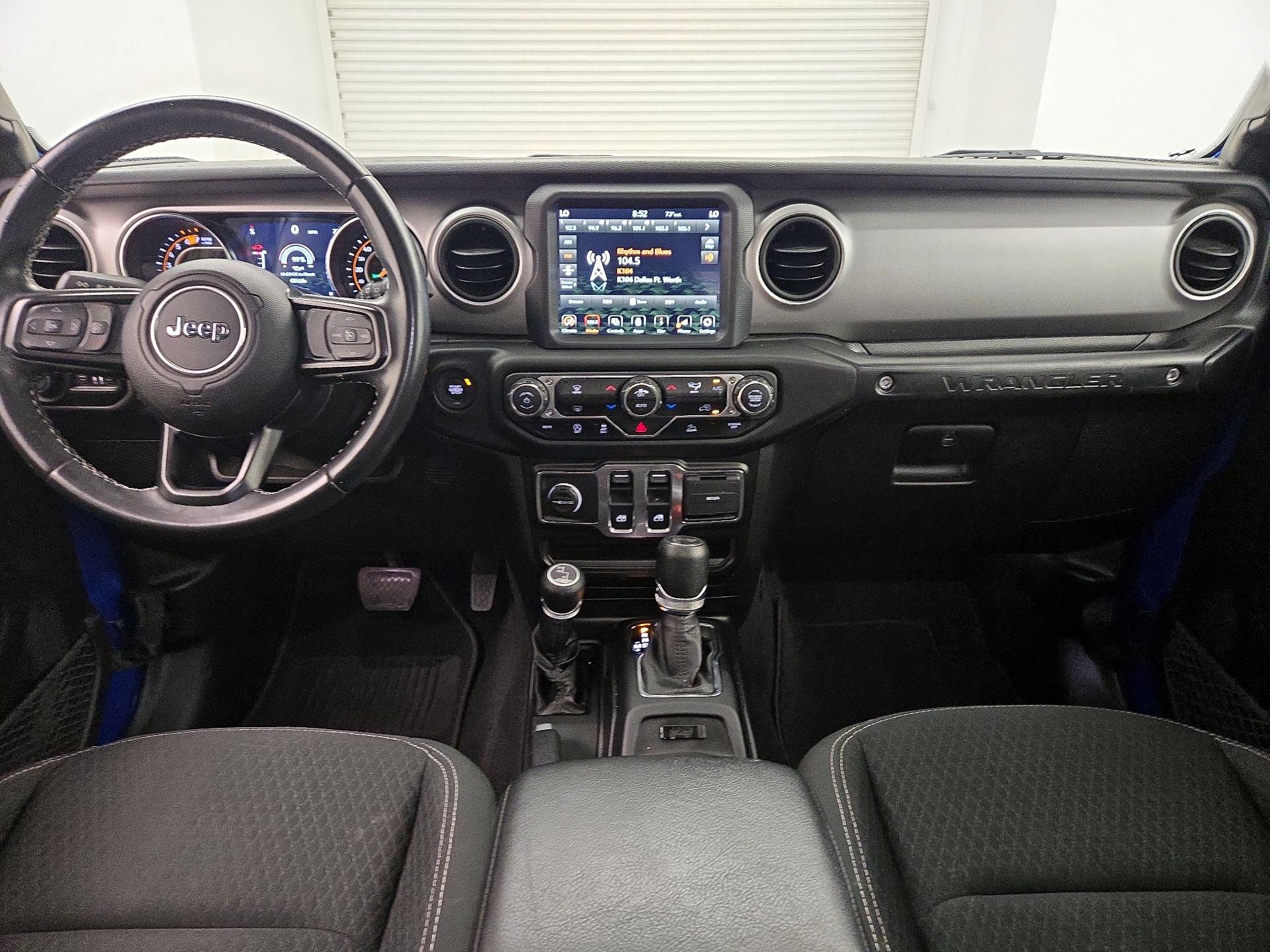 Thumbnail: 2021 Jeep Wrangler - 9