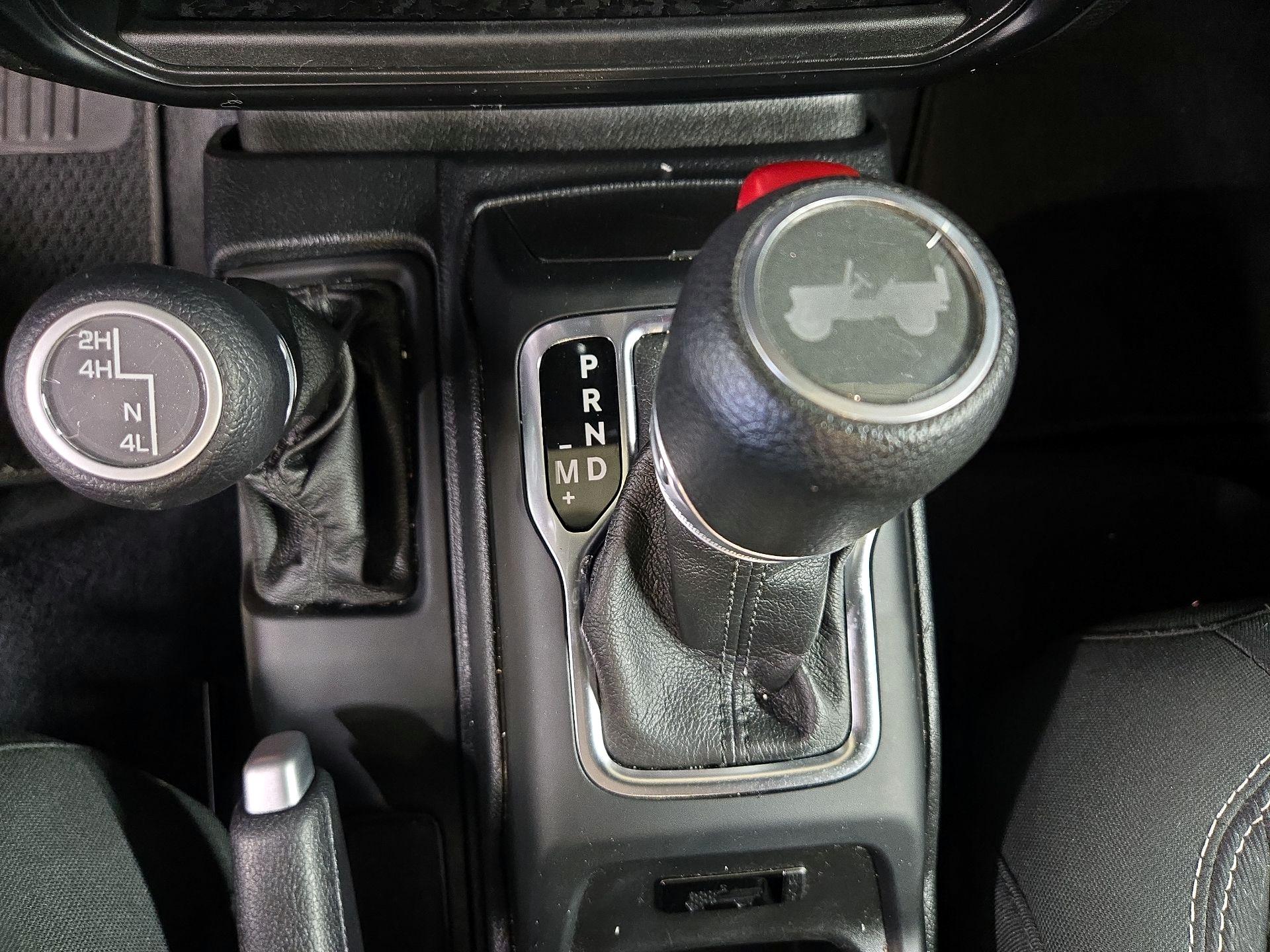 Thumbnail: 2021 Jeep Wrangler - 18