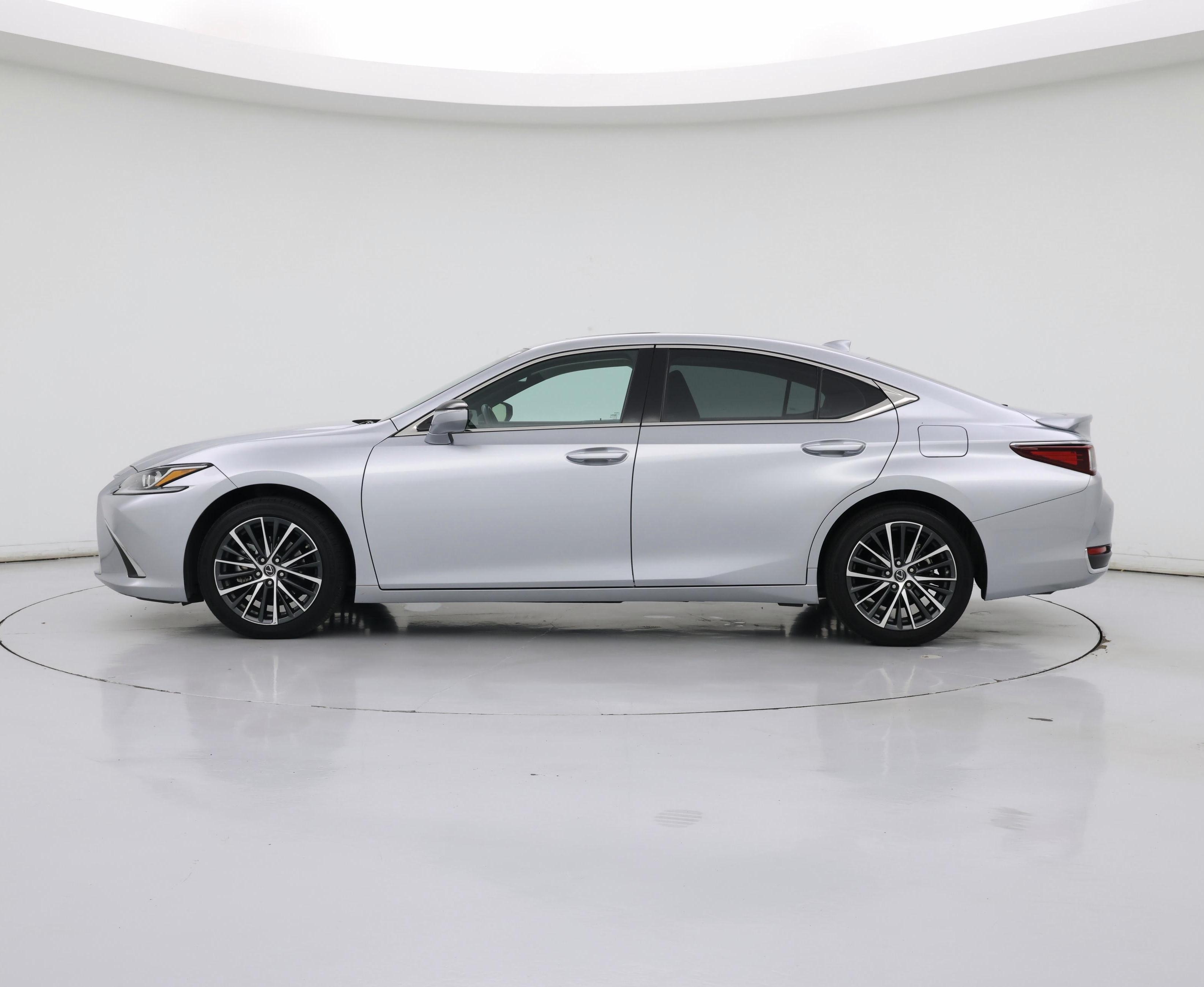 Thumbnail: 2023 Lexus ES - 3