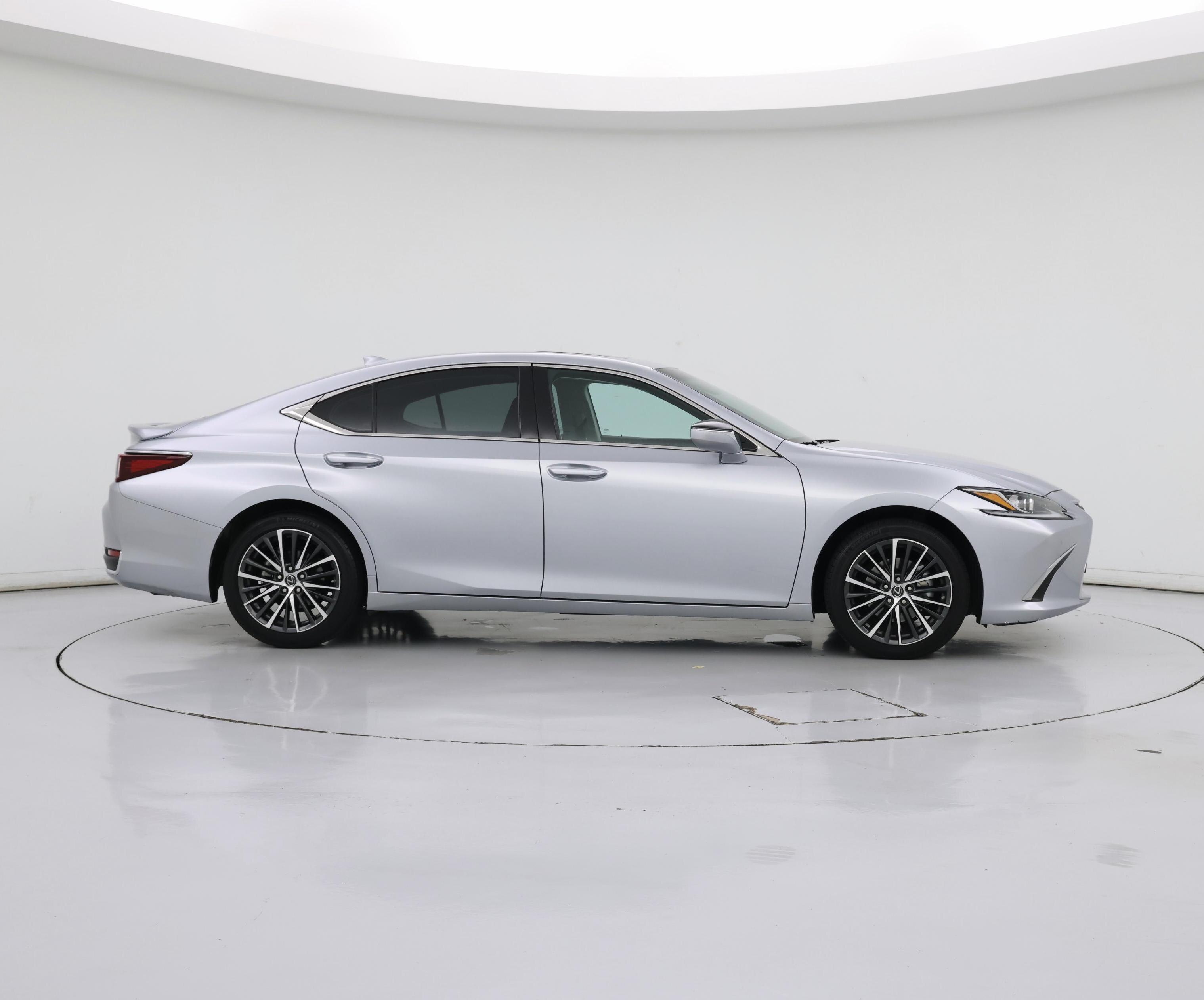 Thumbnail: 2023 Lexus ES - 7