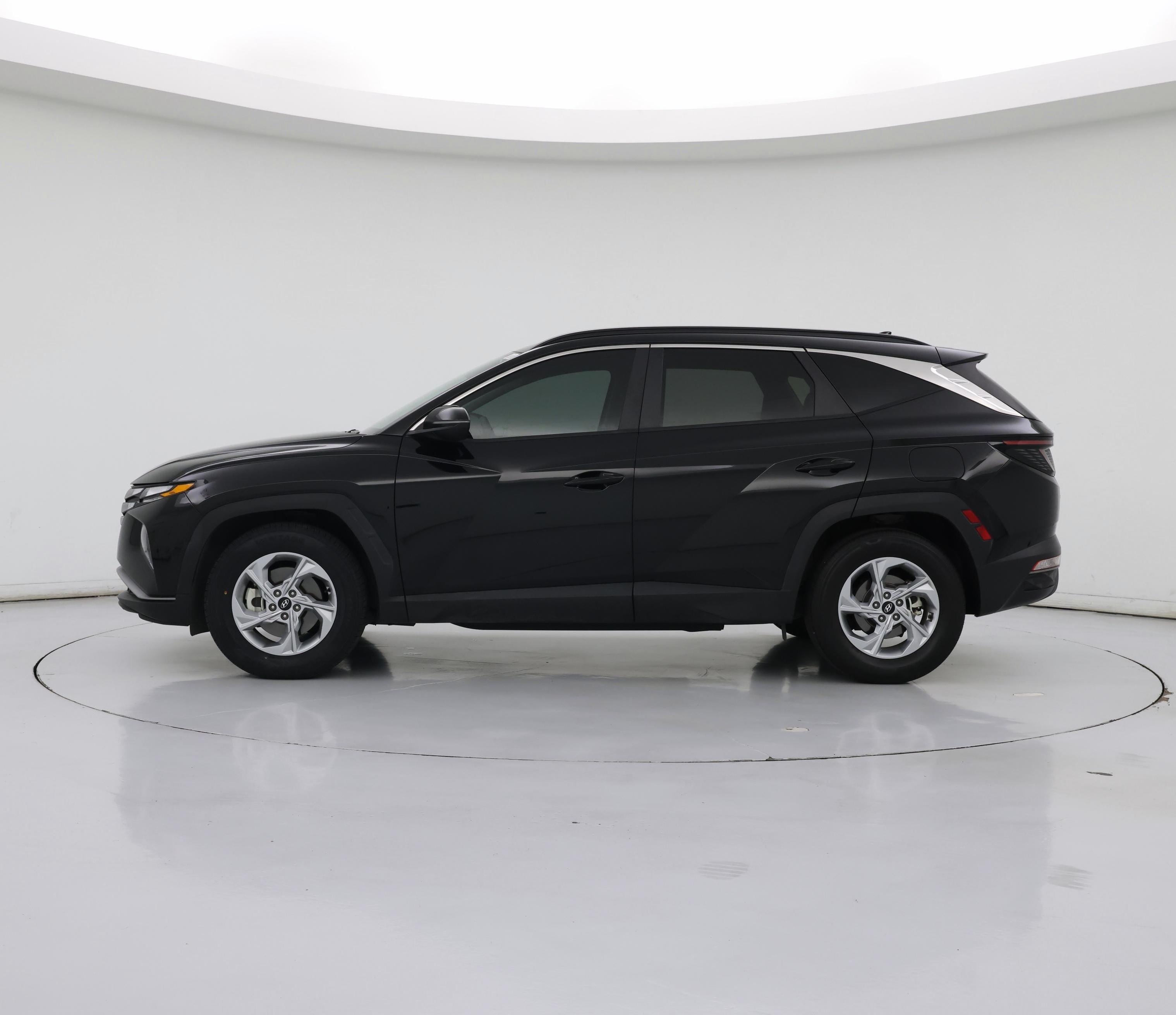 Thumbnail: 2022 Hyundai Tucson - 3
