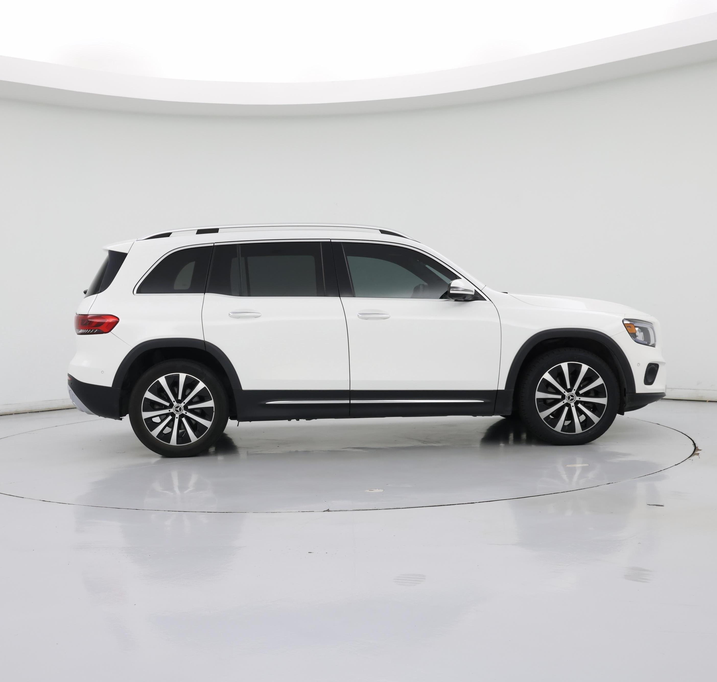 Thumbnail: 2022 Mercedes-Benz GLB - 7