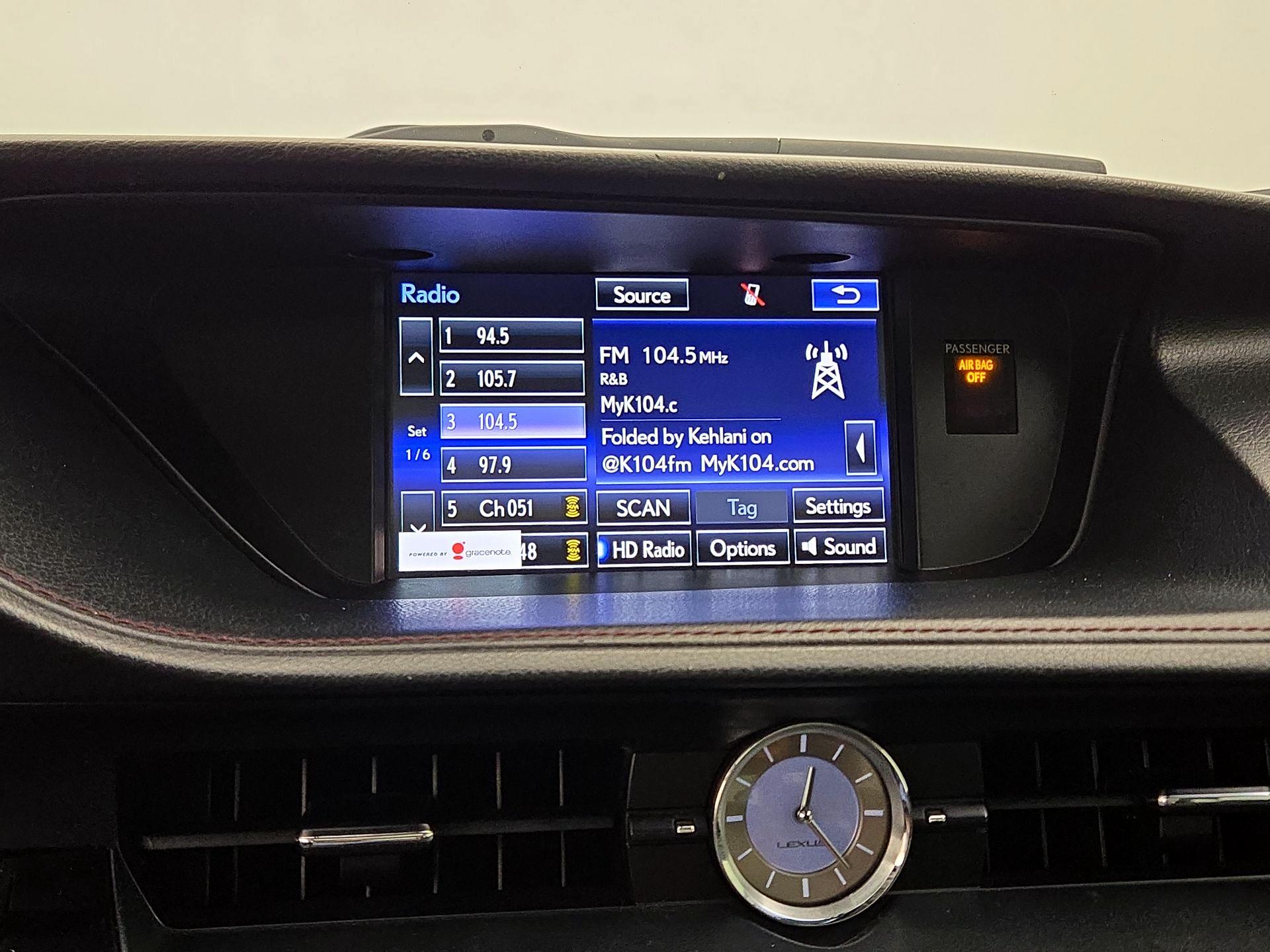 Thumbnail: 2015 Lexus ES - 16