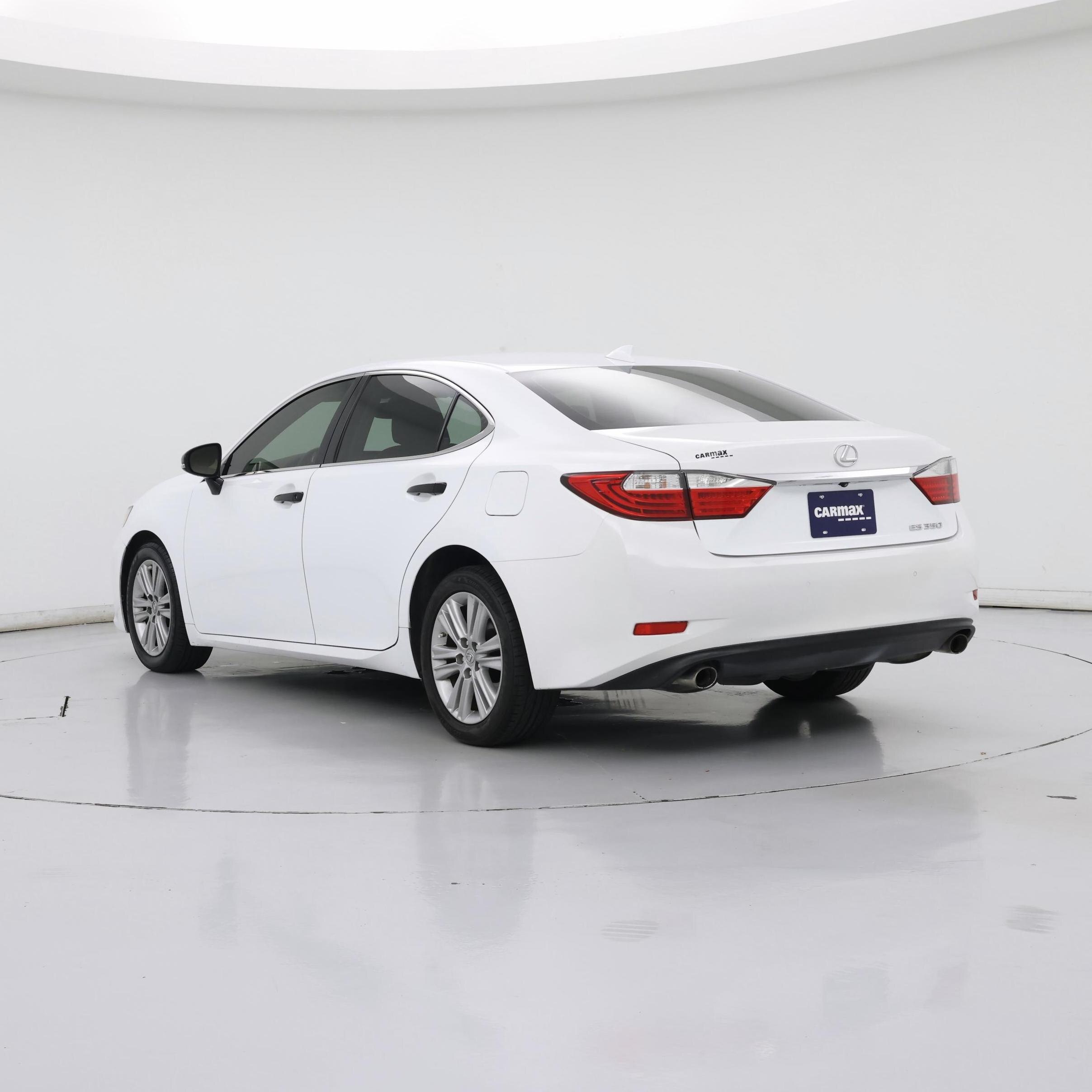 Thumbnail: 2015 Lexus ES - 2