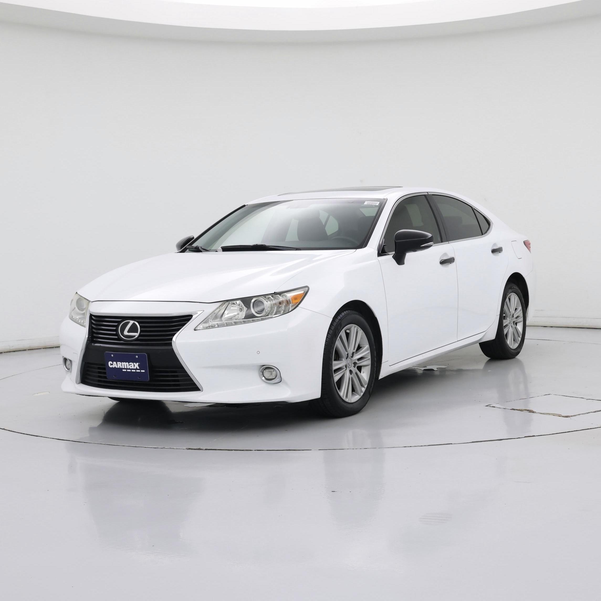 Thumbnail: 2015 Lexus ES - 4