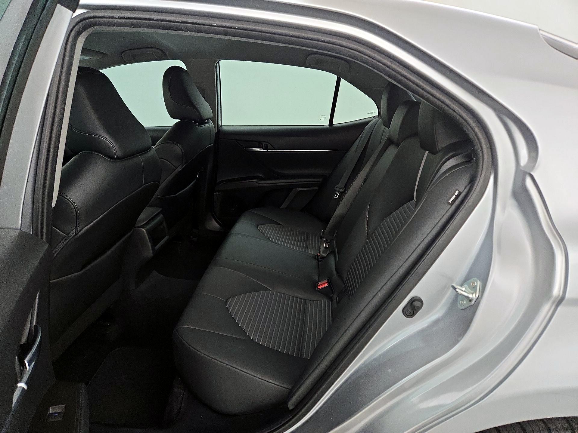 Thumbnail: 2022 Toyota Camry - 19