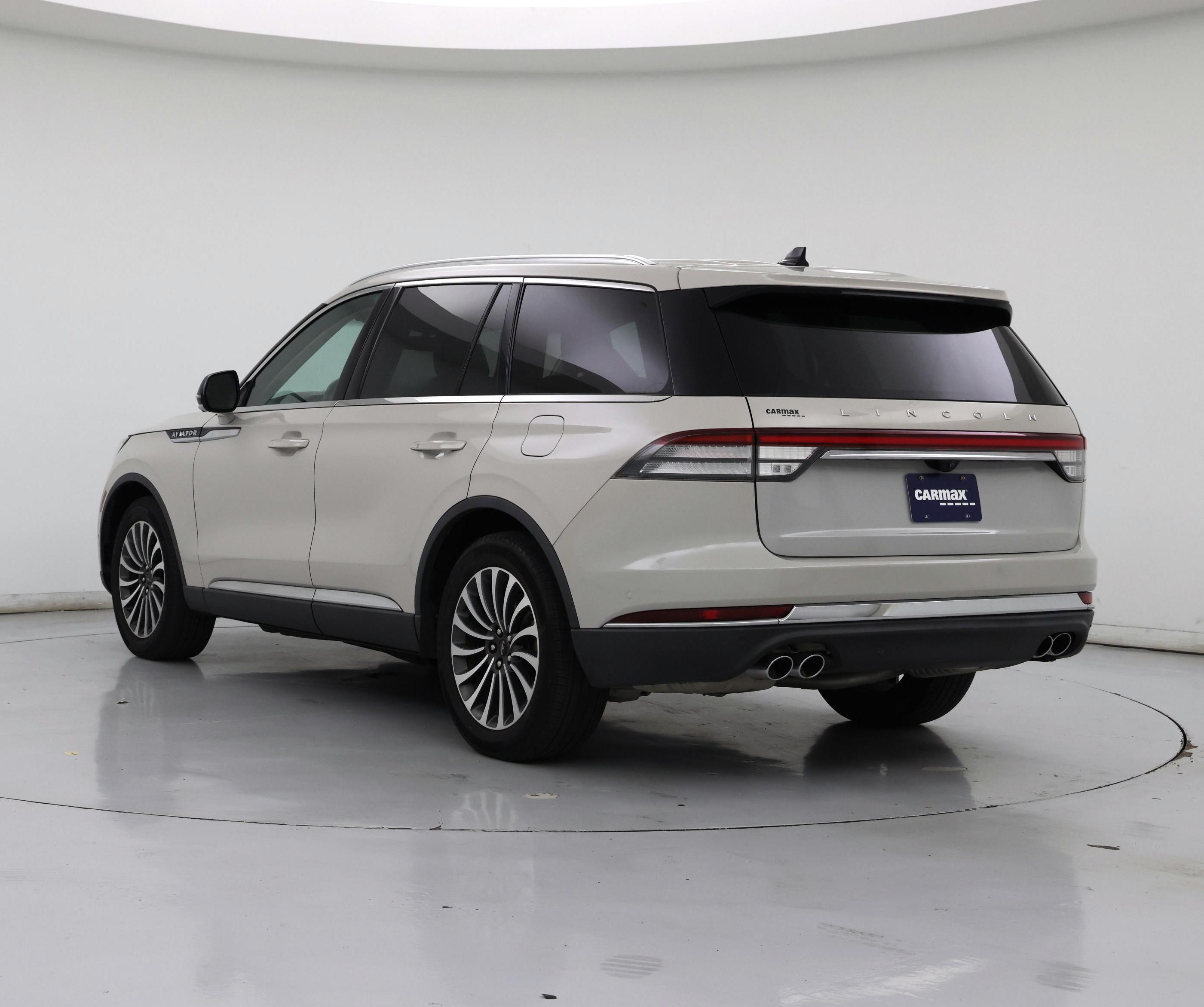 Thumbnail: 2022 Lincoln Aviator - 2