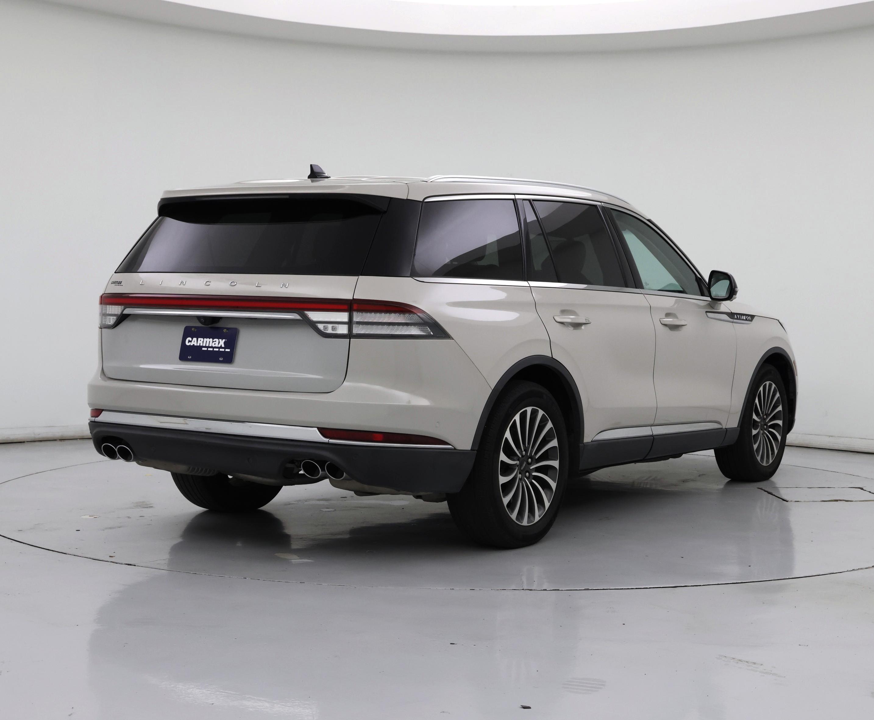 Thumbnail: 2022 Lincoln Aviator - 8