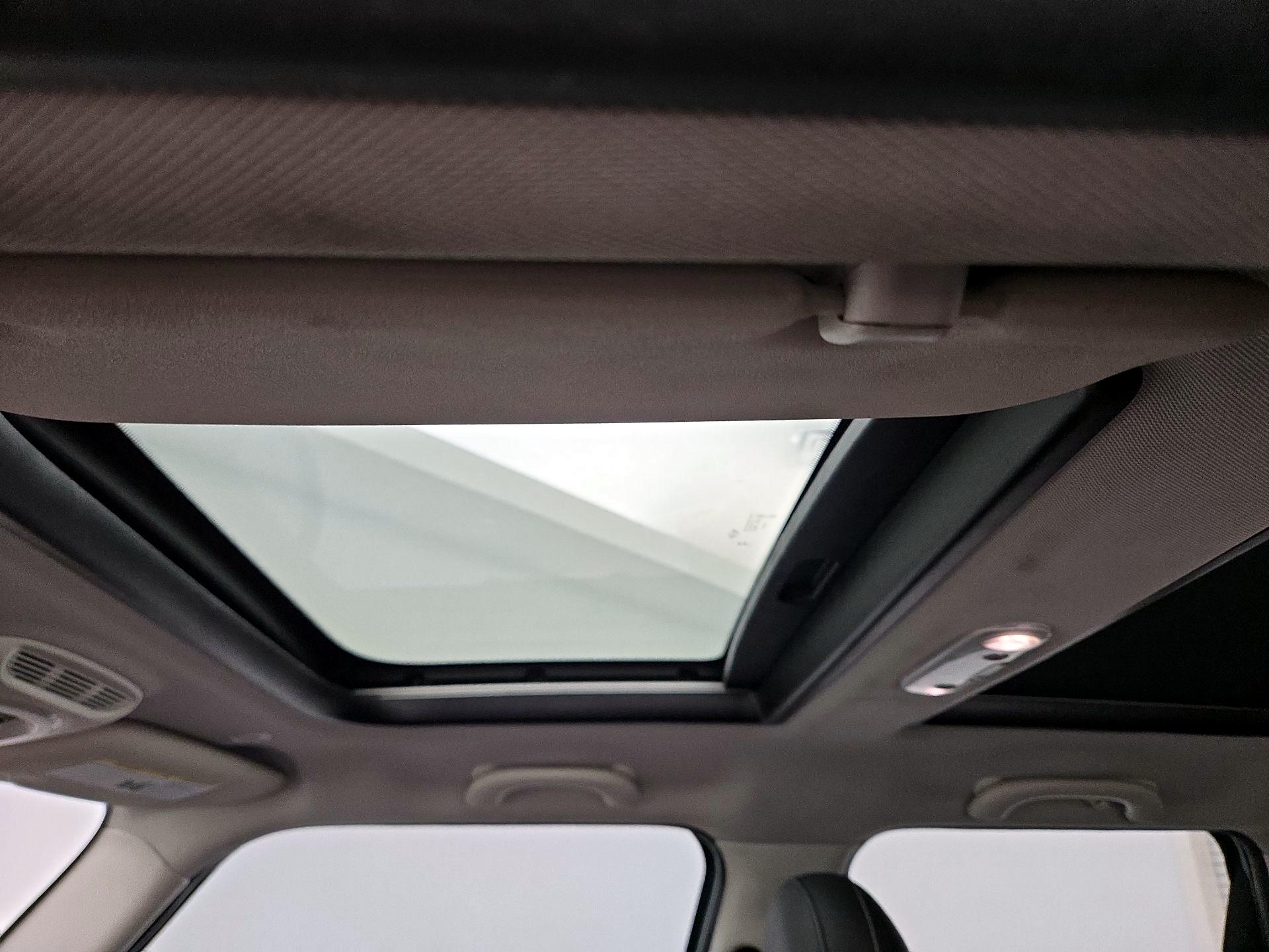 Thumbnail: 2023 MINI Cooper Hardtop - 20