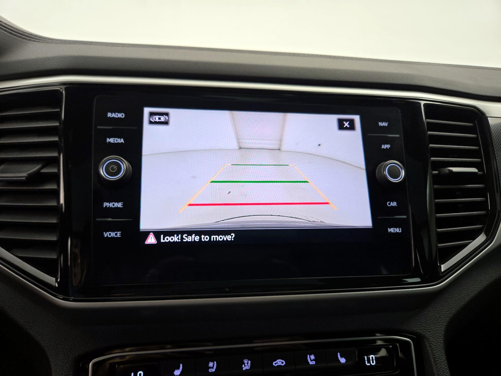 Thumbnail: 2023 Volkswagen Atlas - 15