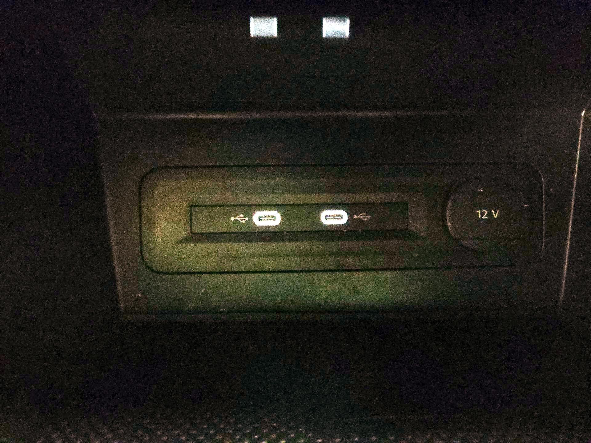 Thumbnail: 2023 Volkswagen Atlas - 19