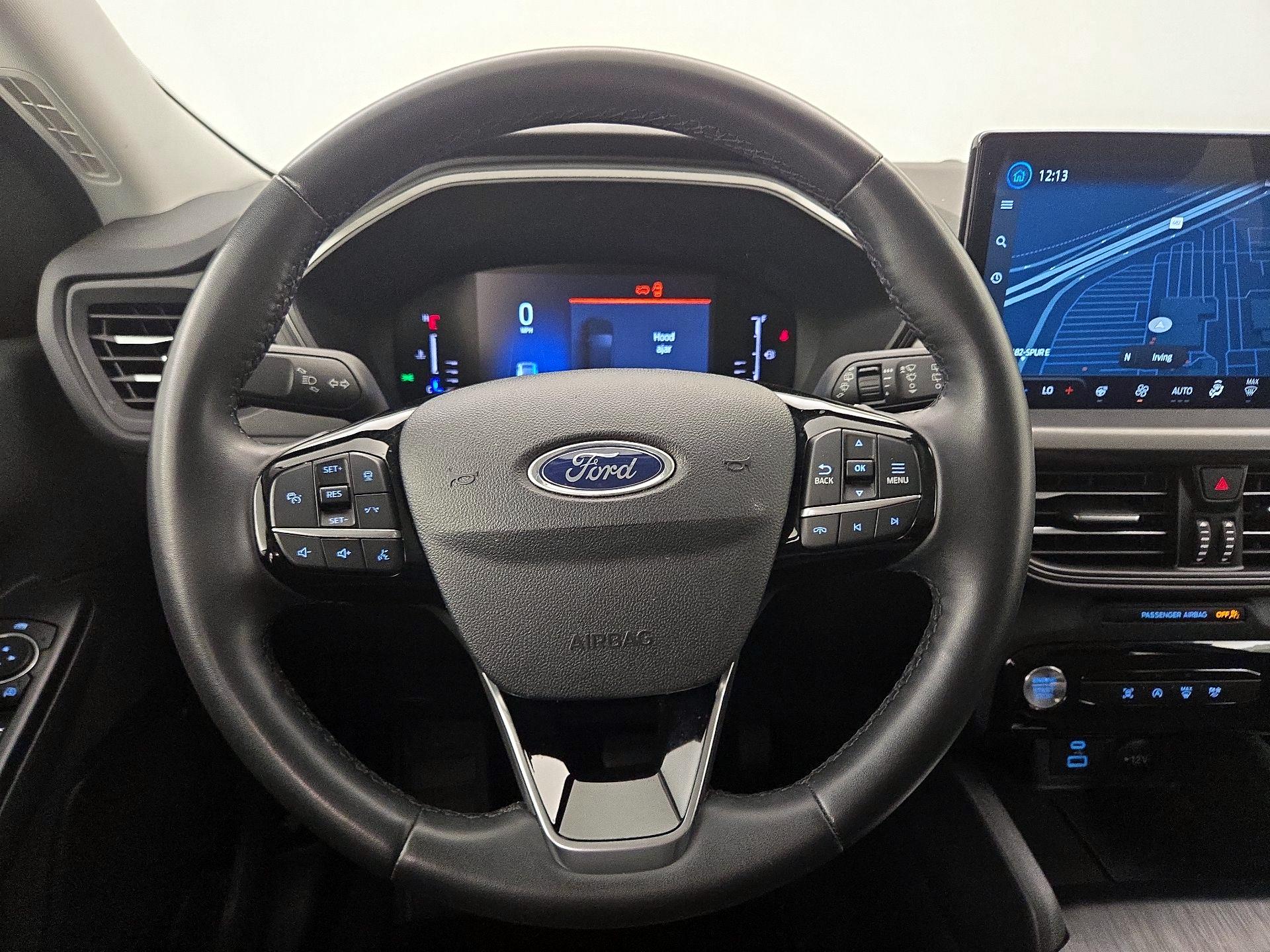 Thumbnail: 2023 Ford Escape - 10