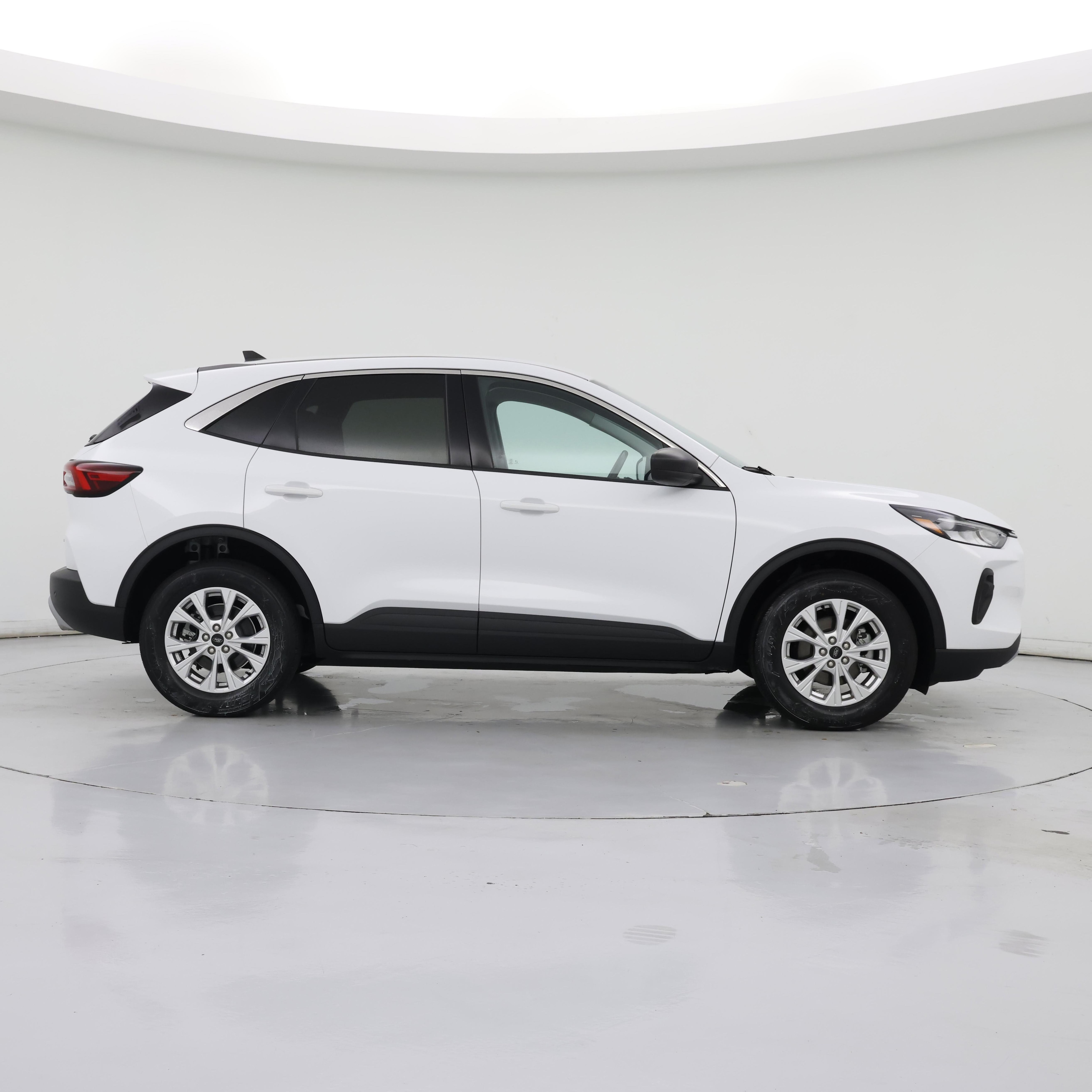Thumbnail: 2023 Ford Escape - 7