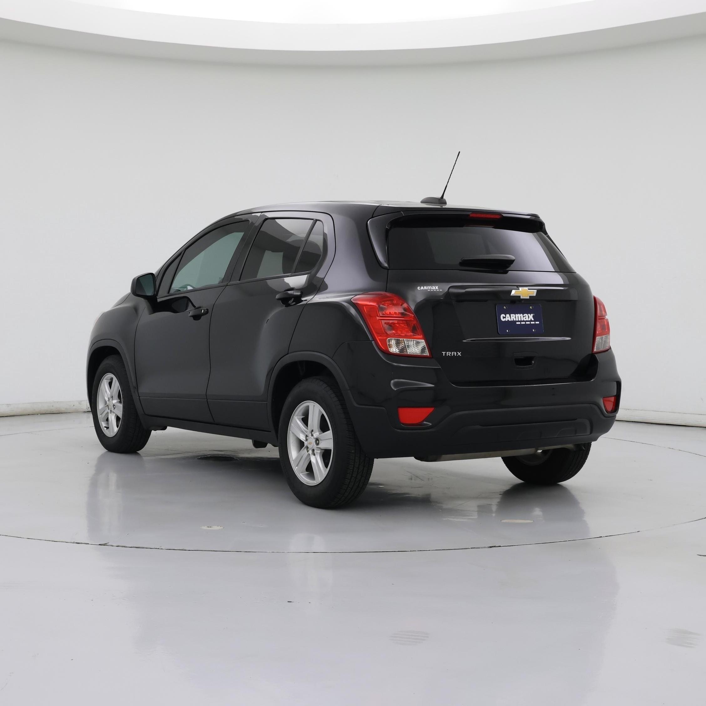 Thumbnail: 2021 Chevrolet Trax - 2