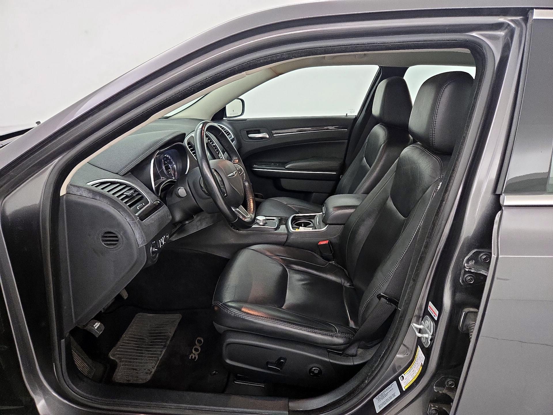 Thumbnail: 2015 Chrysler 300 - 11