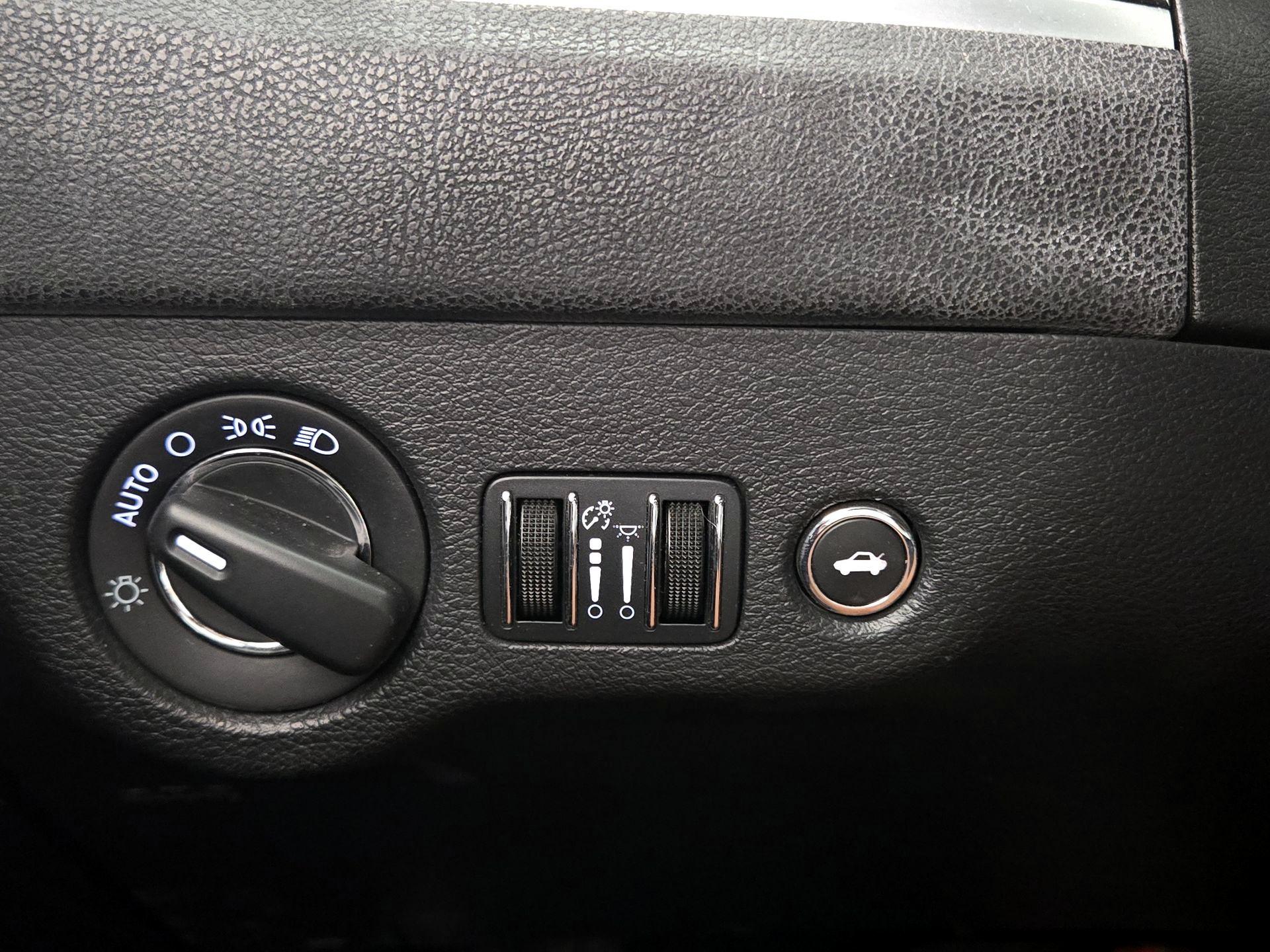 Thumbnail: 2015 Chrysler 300 - 13