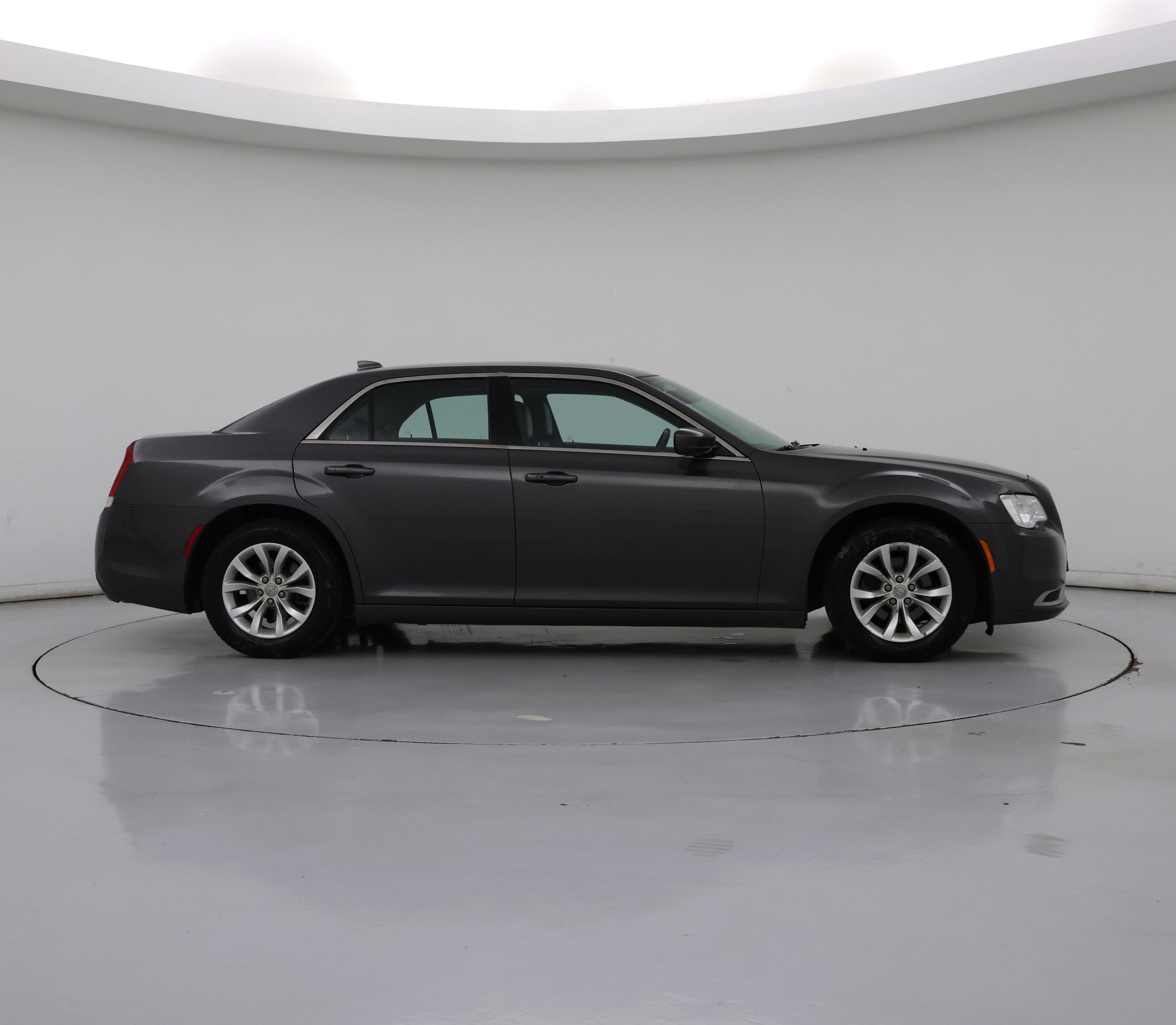 Thumbnail: 2015 Chrysler 300 - 7