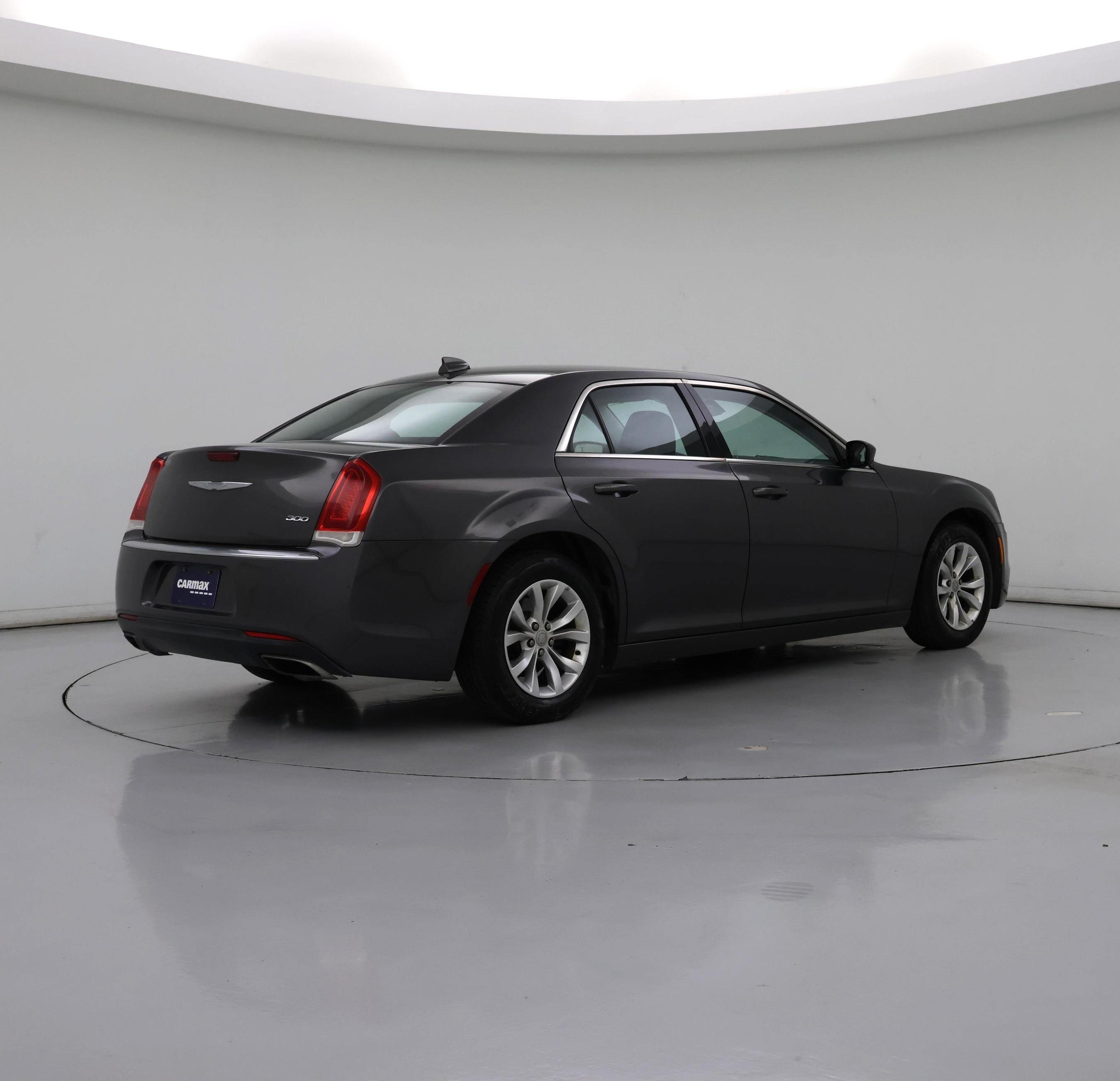 Thumbnail: 2015 Chrysler 300 - 8