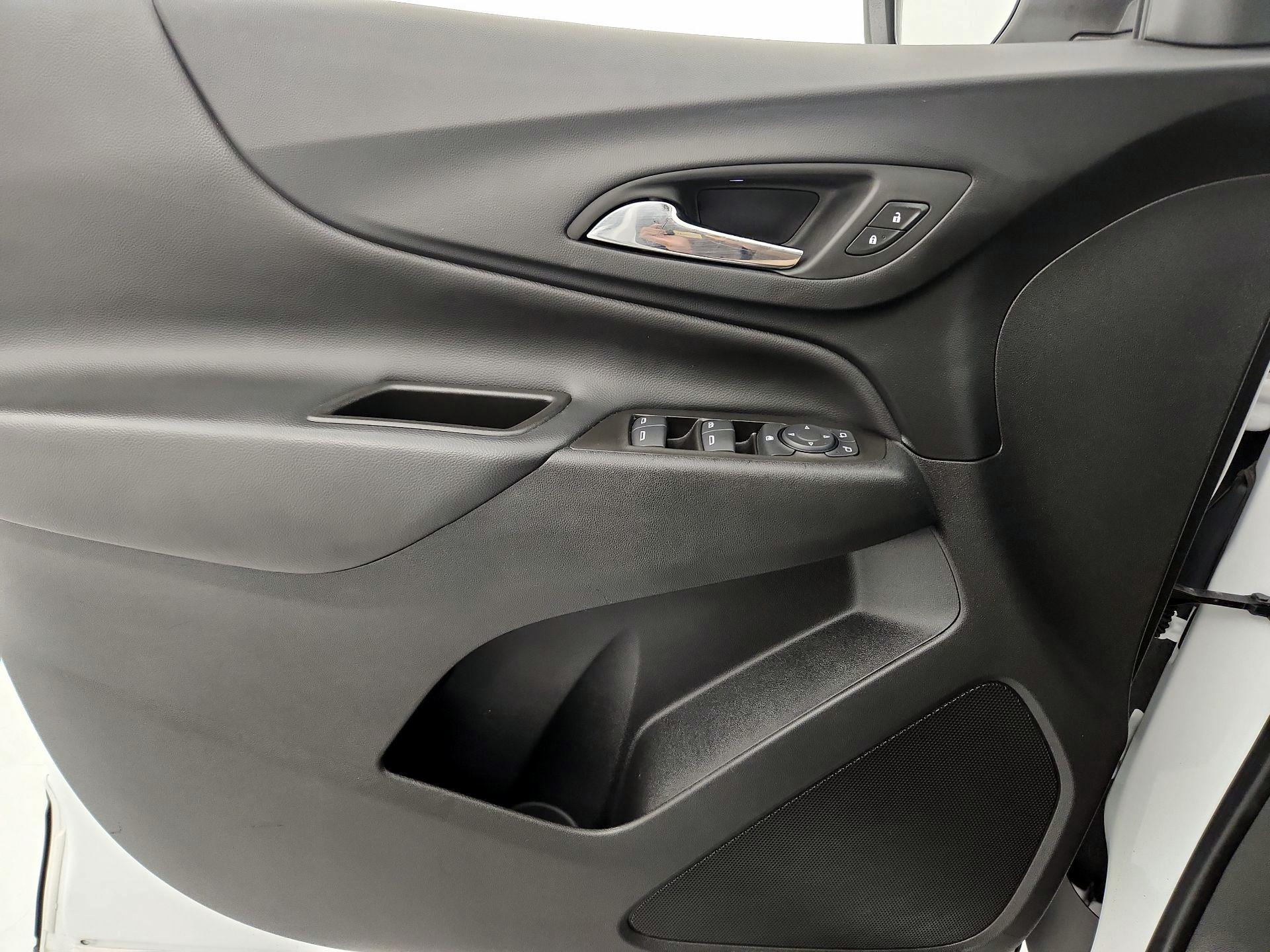 Thumbnail: 2023 Chevrolet Equinox - 12