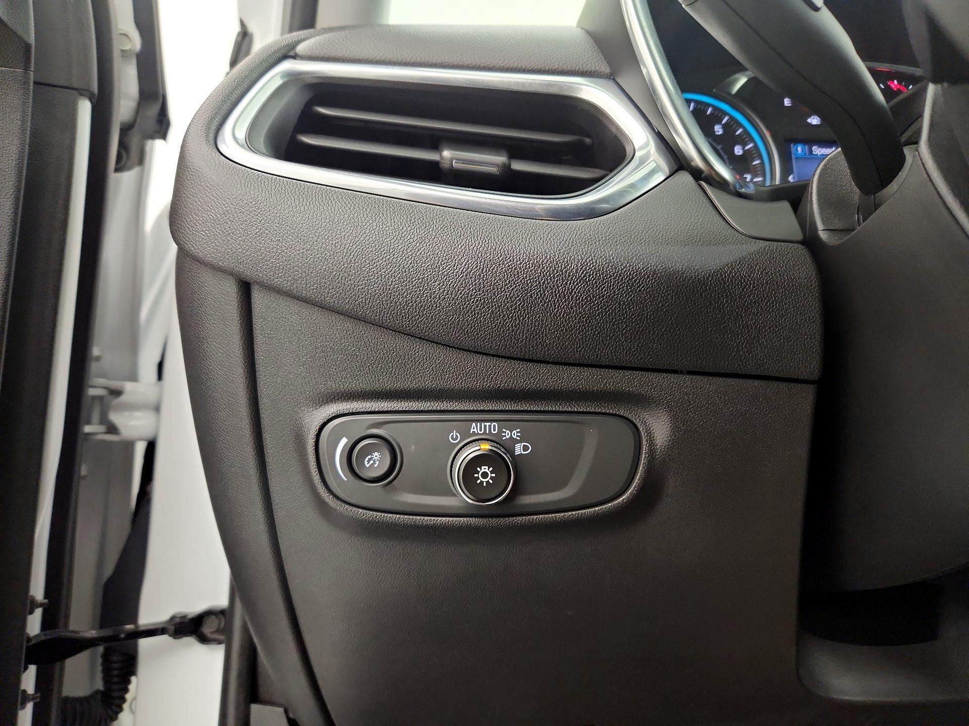 Thumbnail: 2023 Chevrolet Equinox - 13
