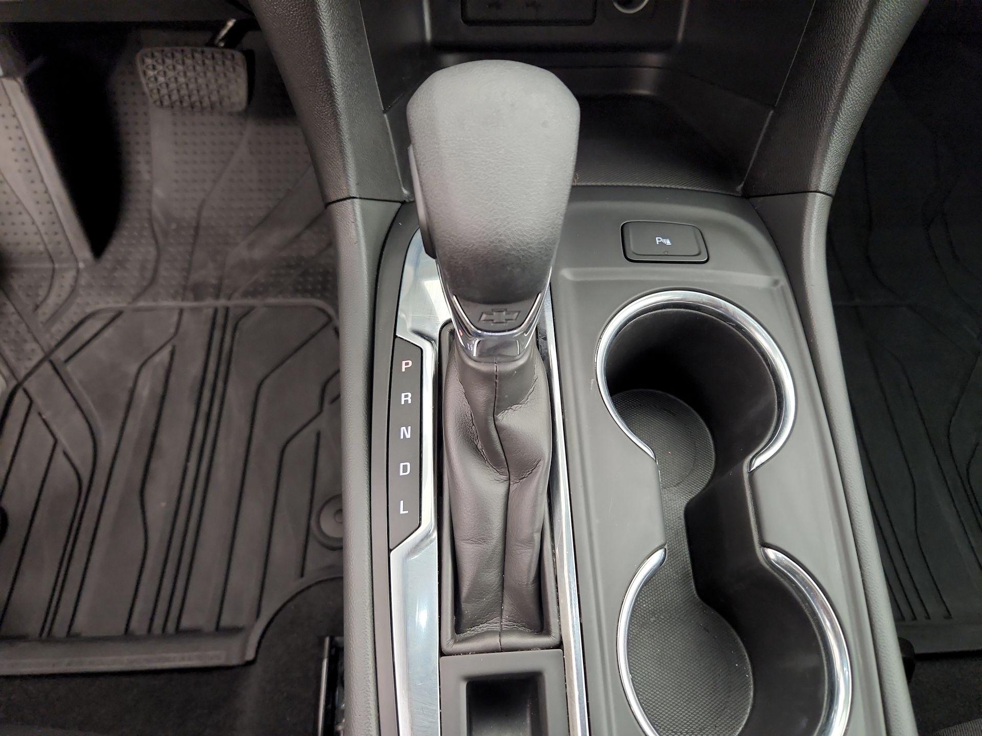 Thumbnail: 2023 Chevrolet Equinox - 17