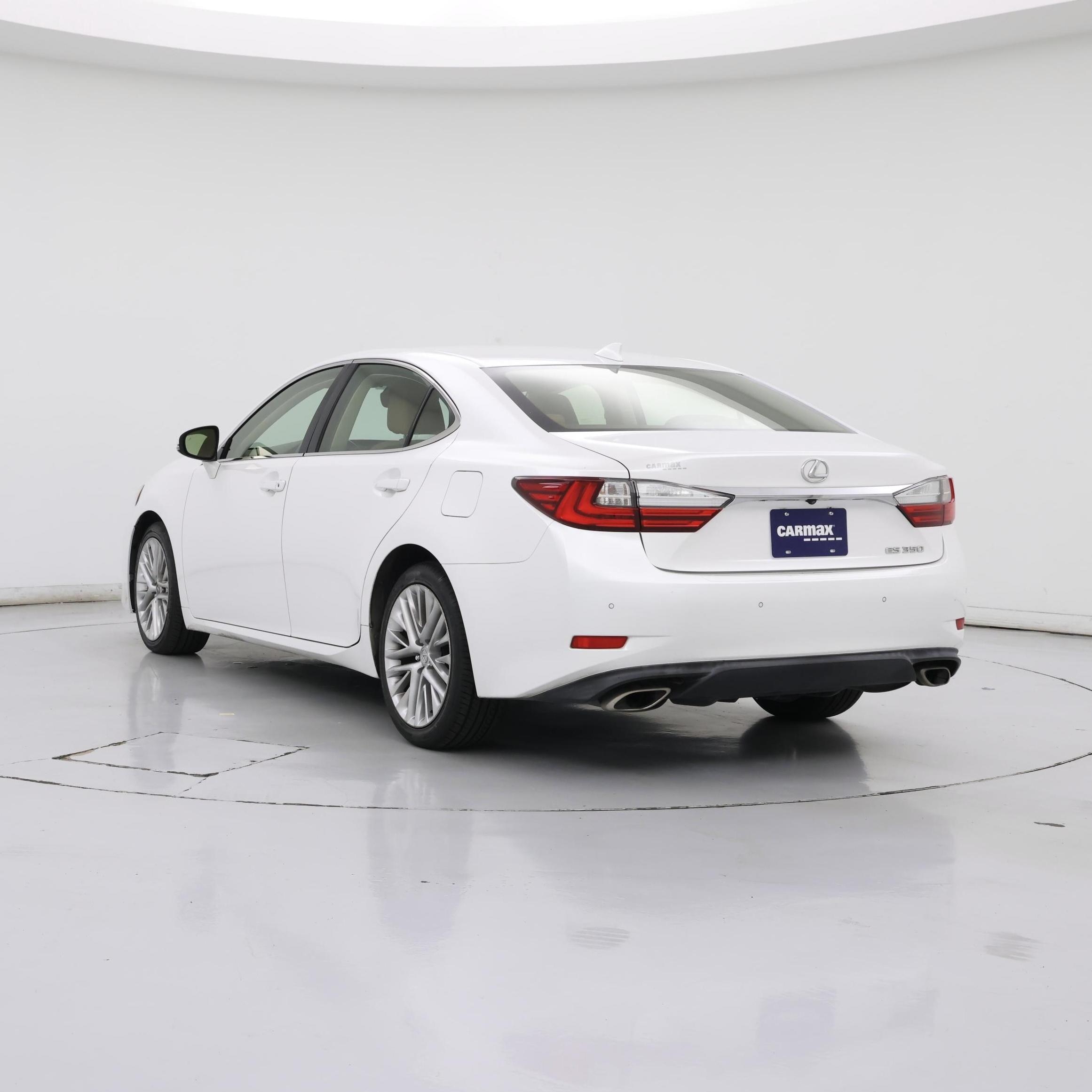 Thumbnail: 2016 Lexus ES - 2