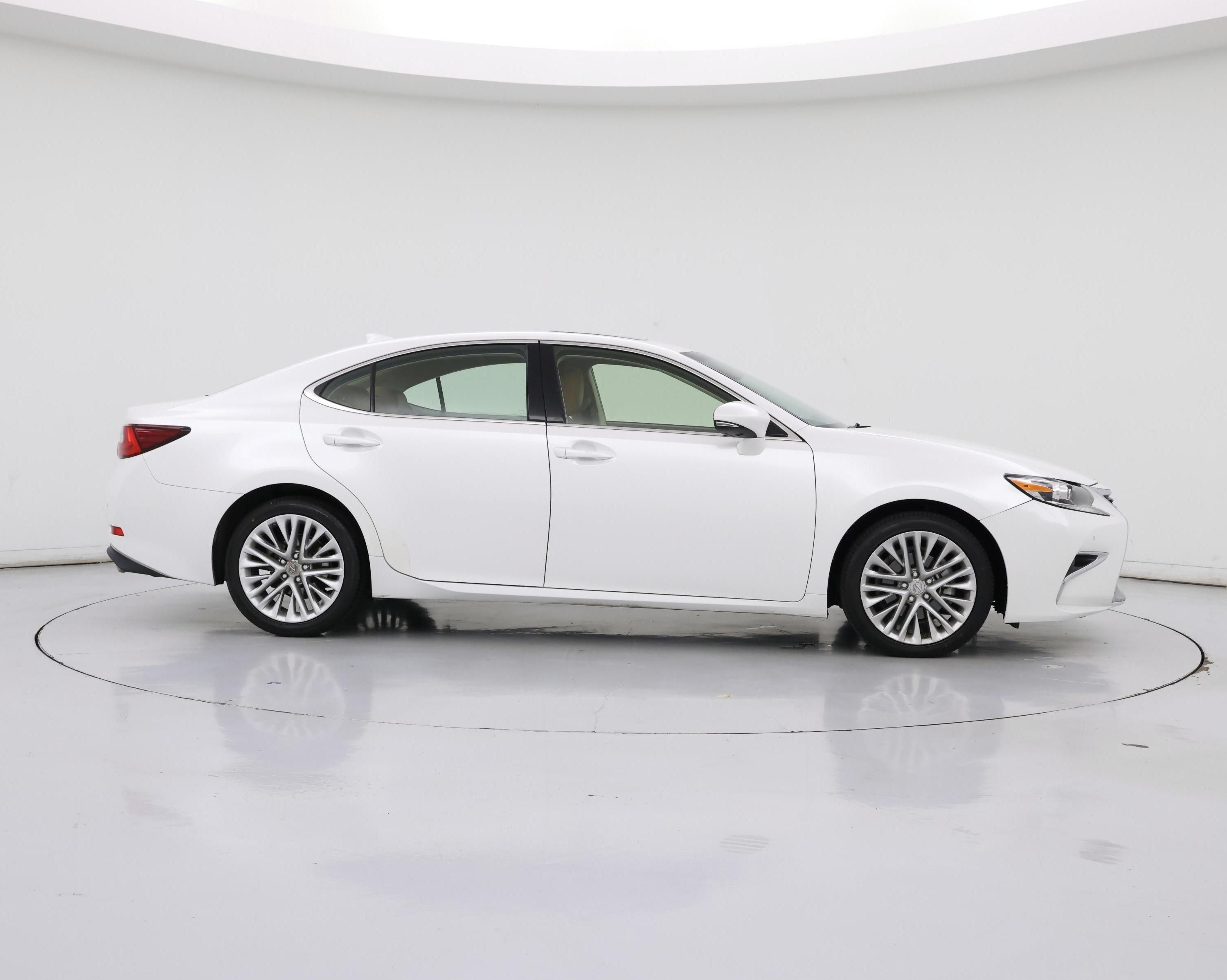 Thumbnail: 2016 Lexus ES - 7