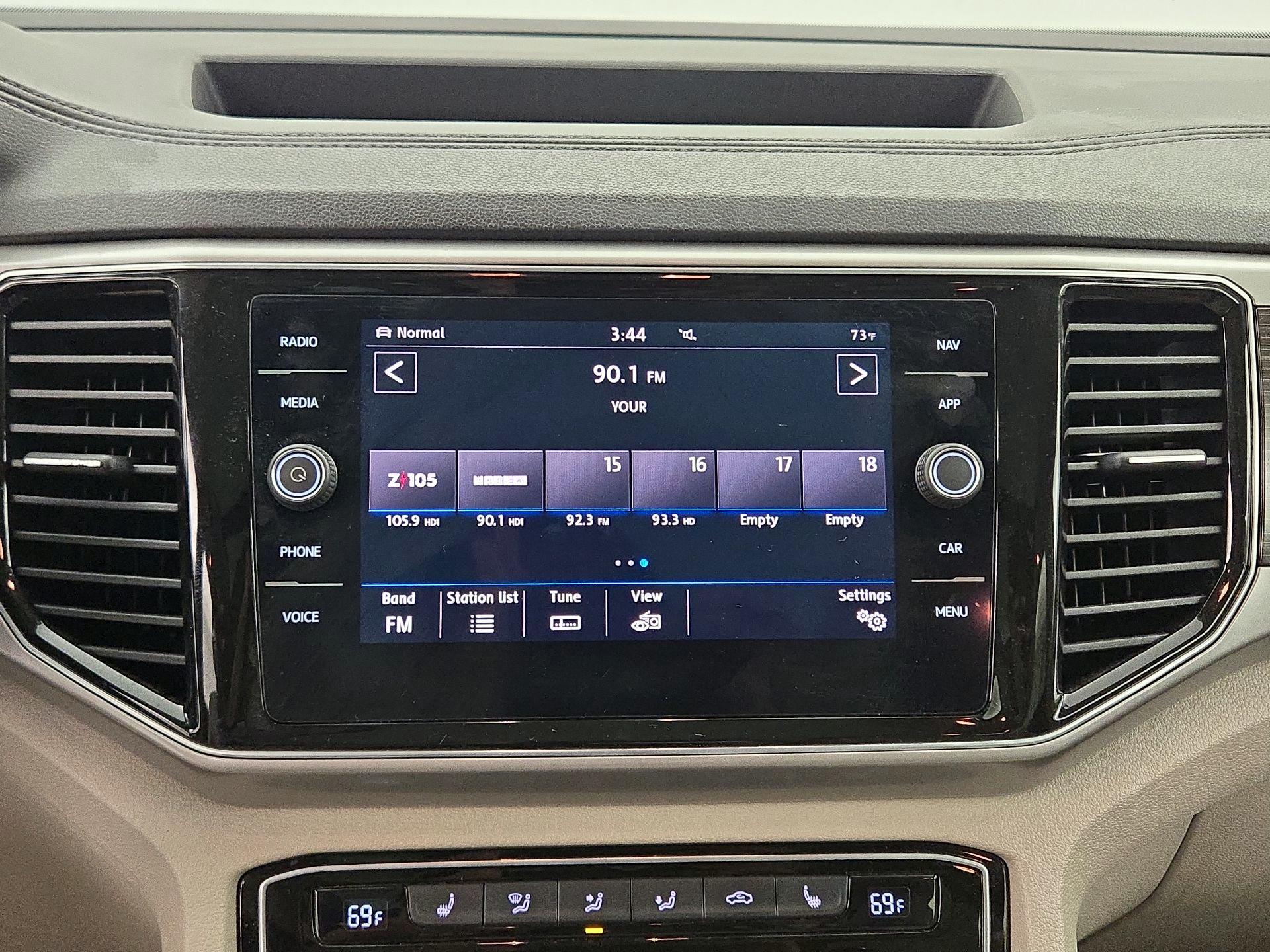 Thumbnail: 2019 Volkswagen Atlas - 16