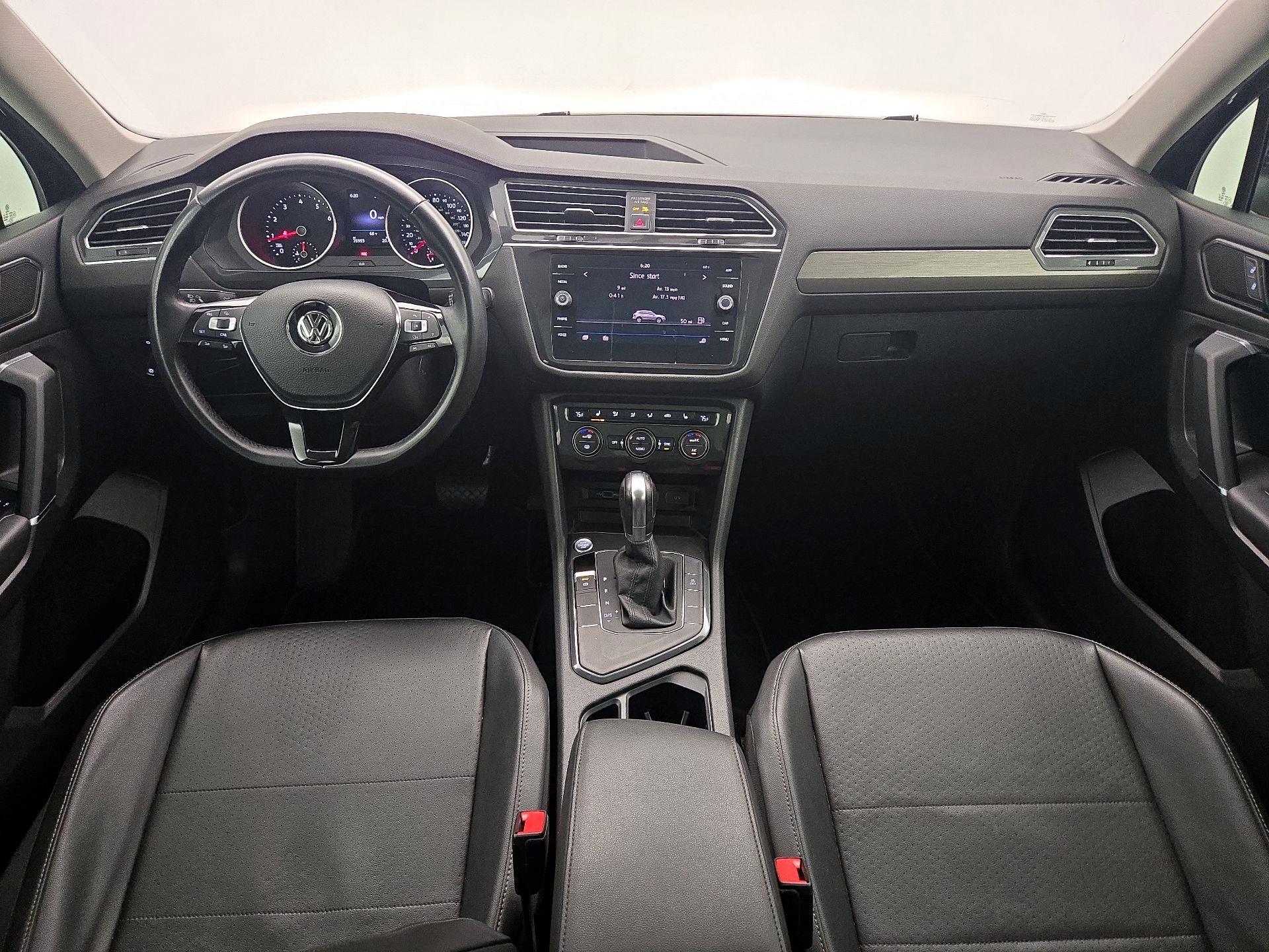 Thumbnail: 2018 Volkswagen Tiguan - 9