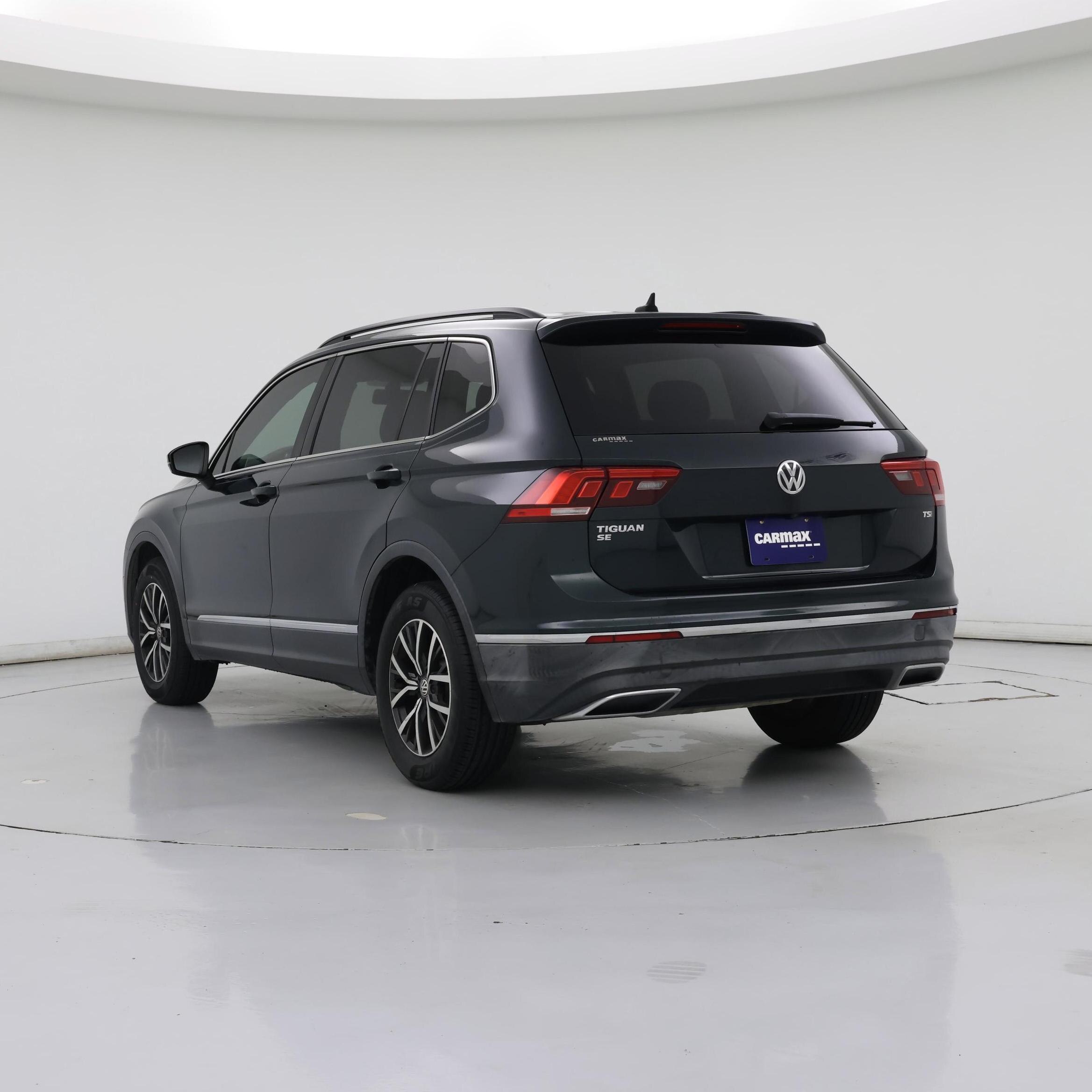 Thumbnail: 2018 Volkswagen Tiguan - 2