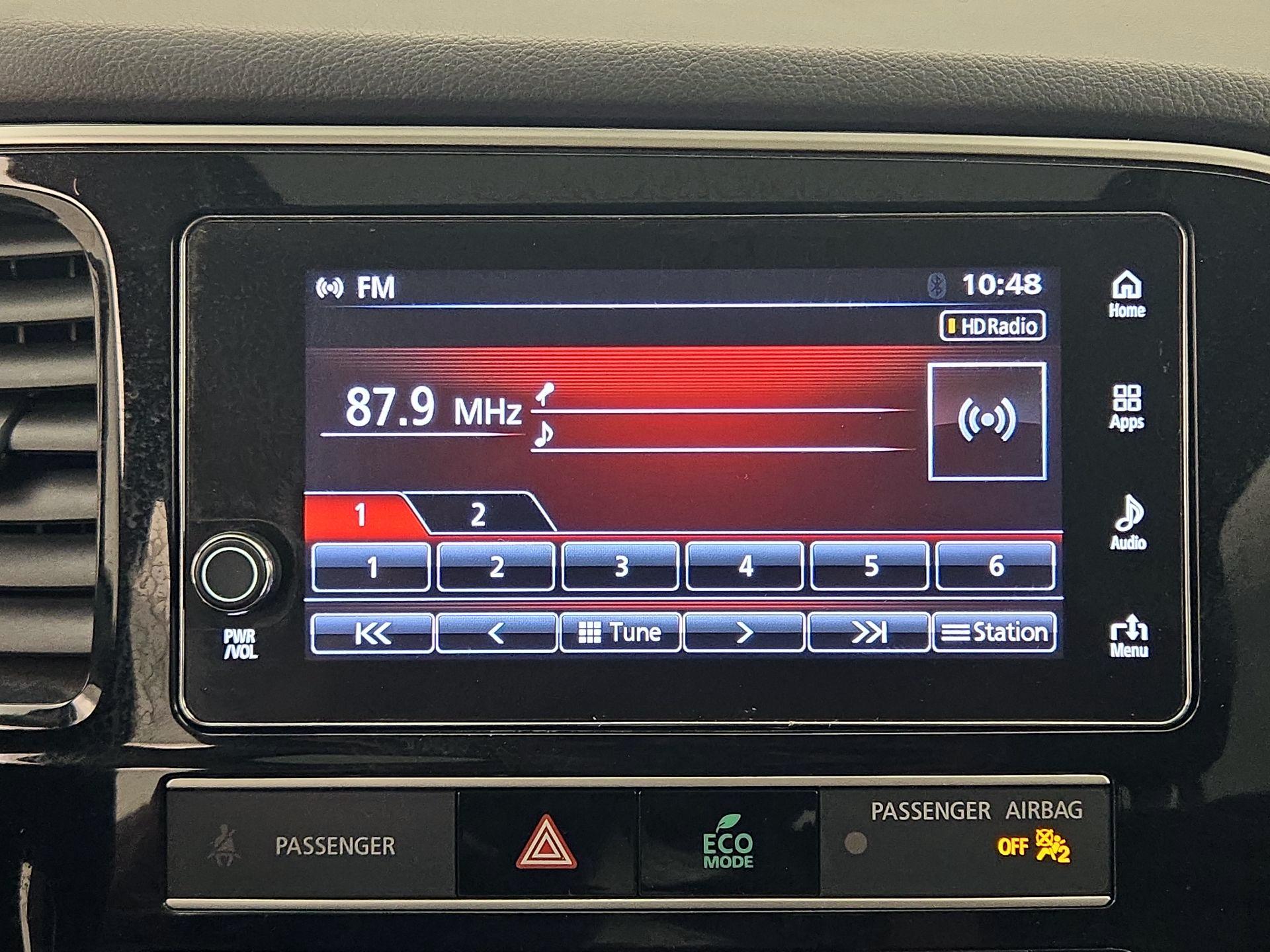 Thumbnail: 2019 Mitsubishi Outlander - 15