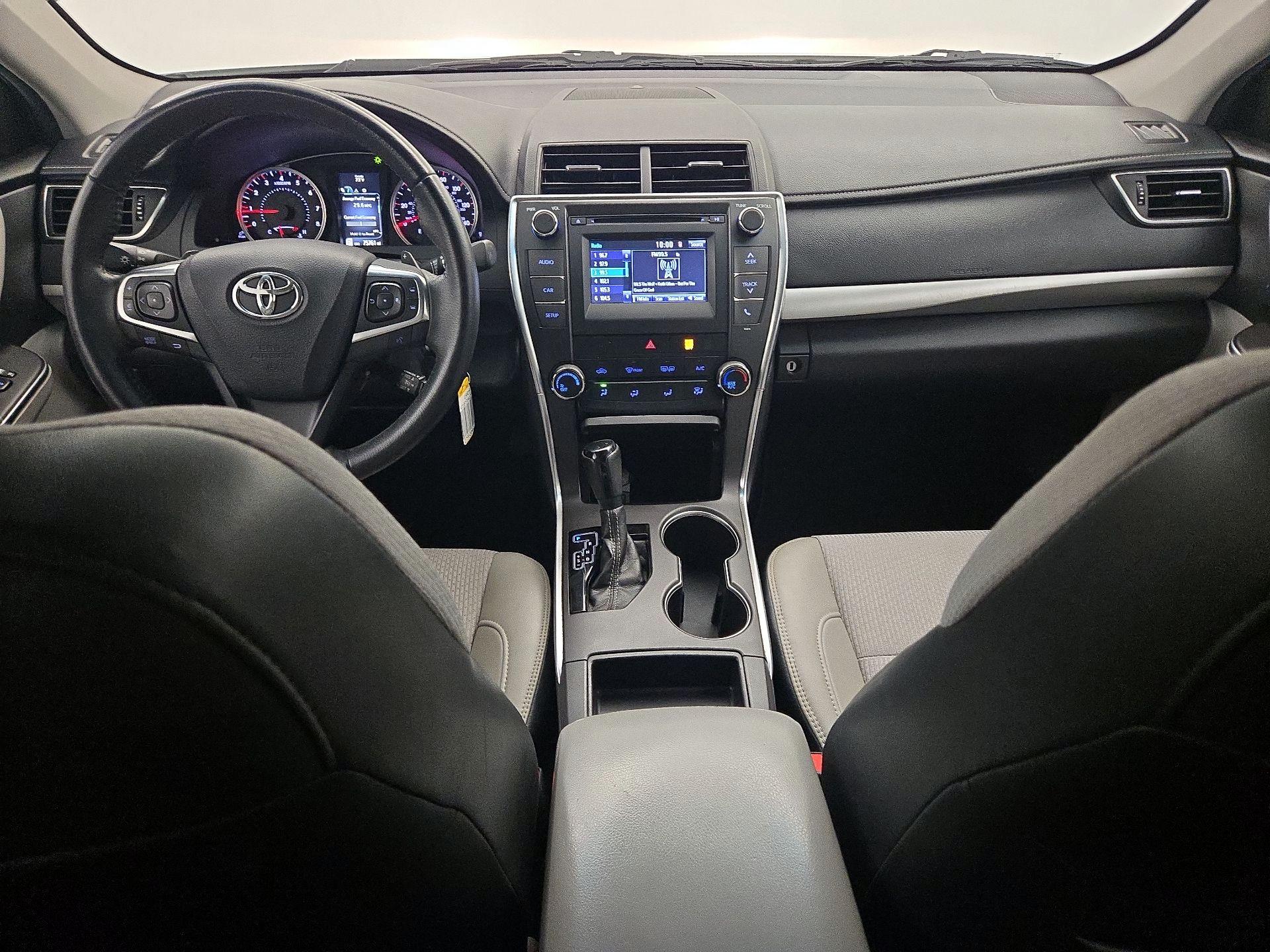 Thumbnail: 2016 Toyota Camry - 9