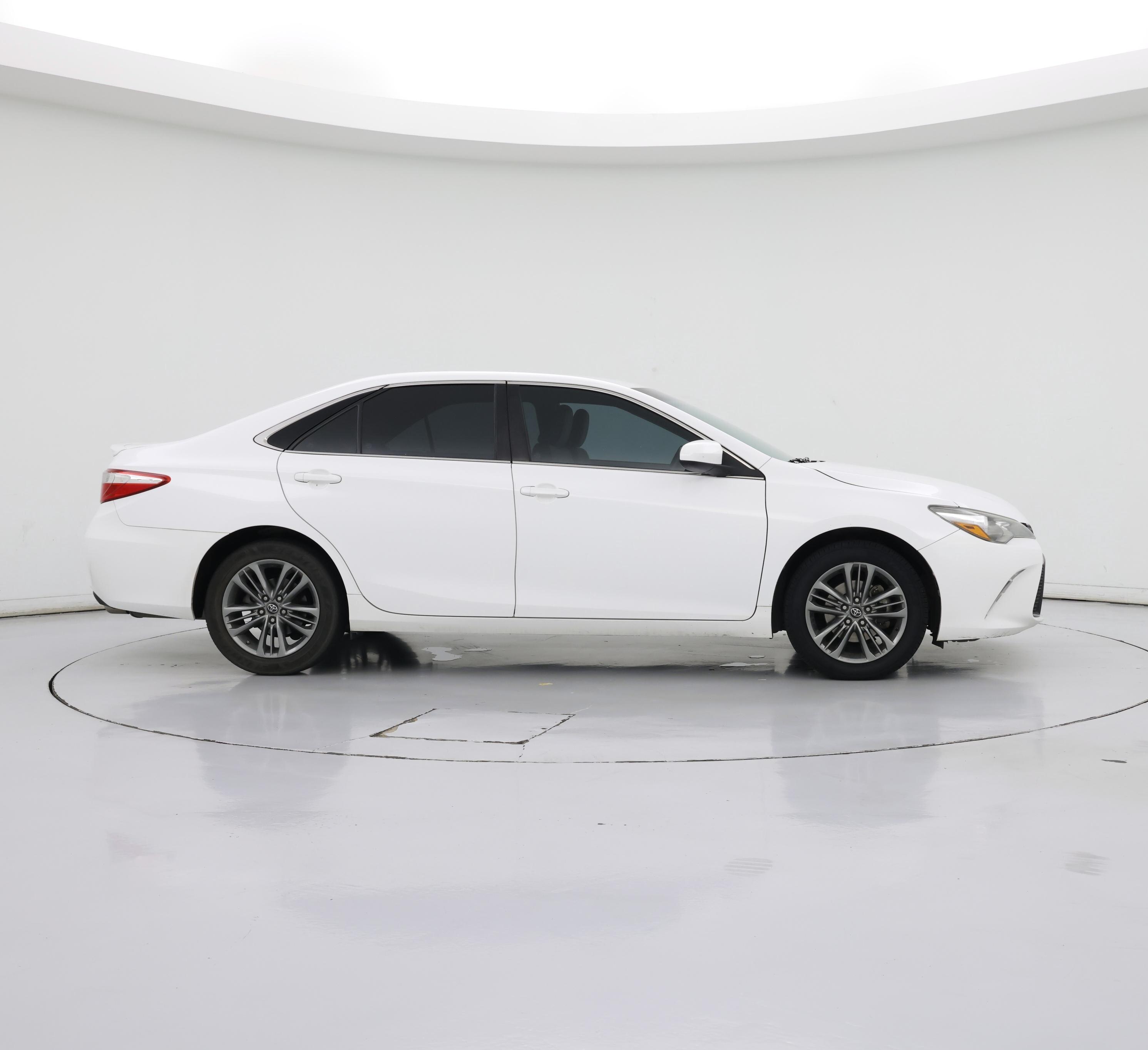Thumbnail: 2016 Toyota Camry - 7