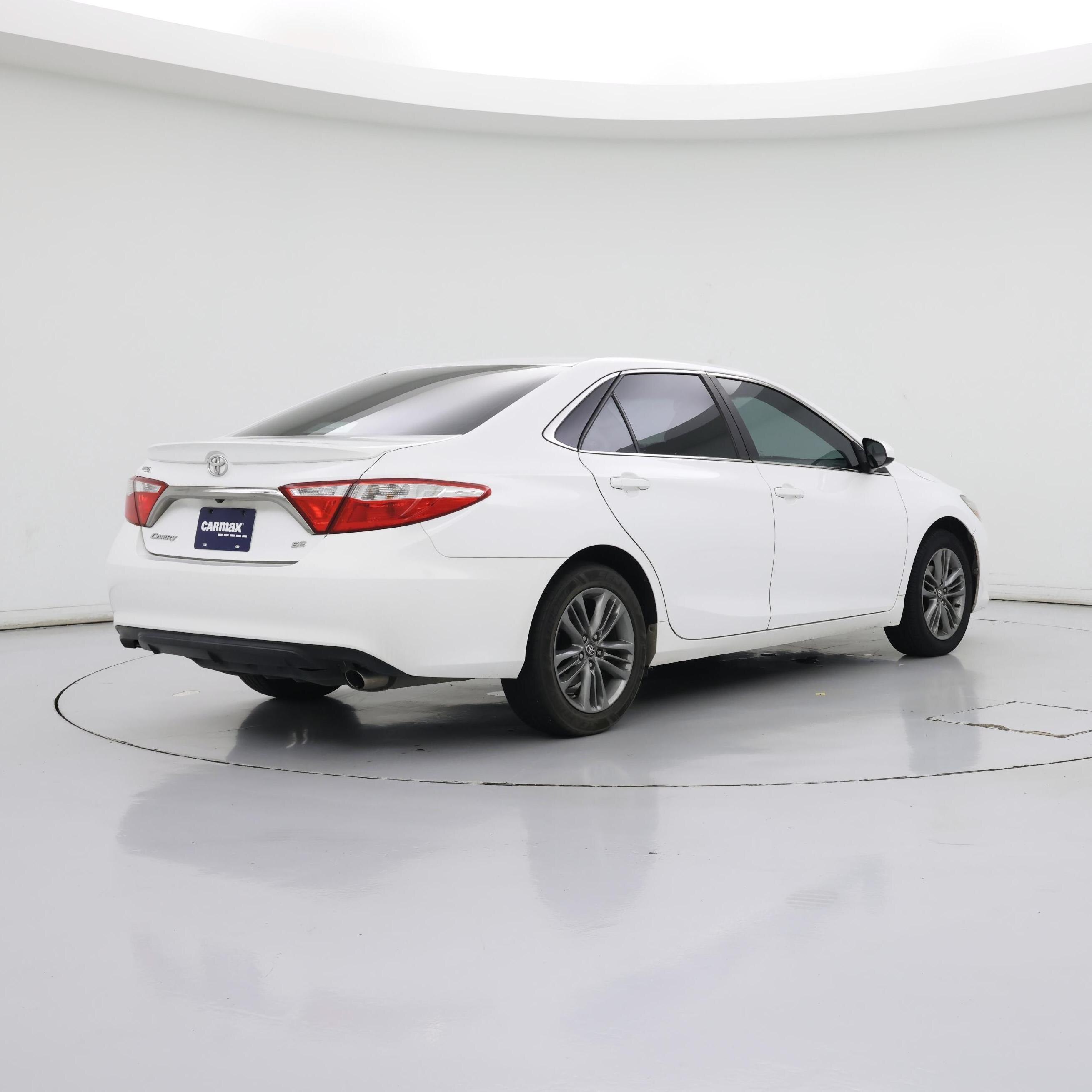 Thumbnail: 2016 Toyota Camry - 8