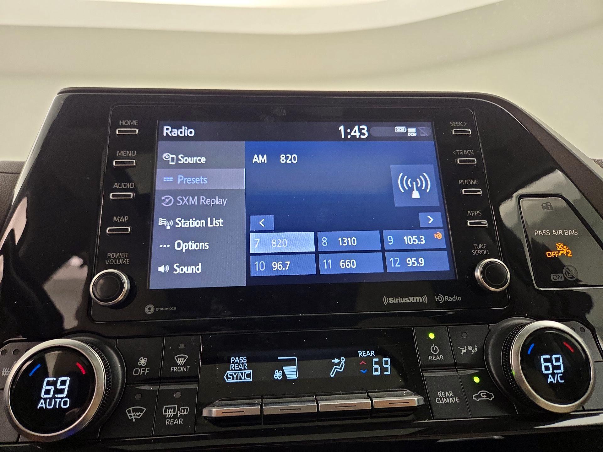 Thumbnail: 2020 Toyota Highlander - 15