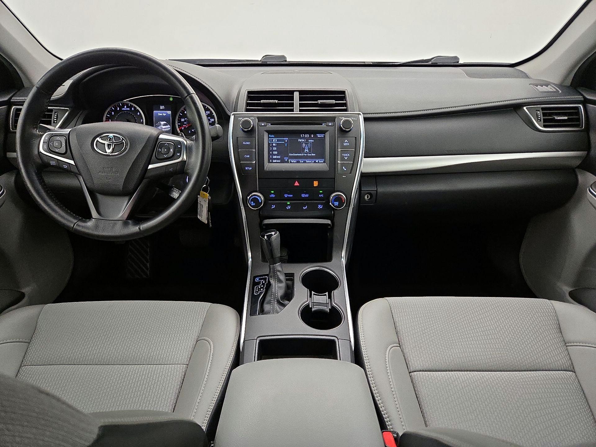 Thumbnail: 2016 Toyota Camry - 9