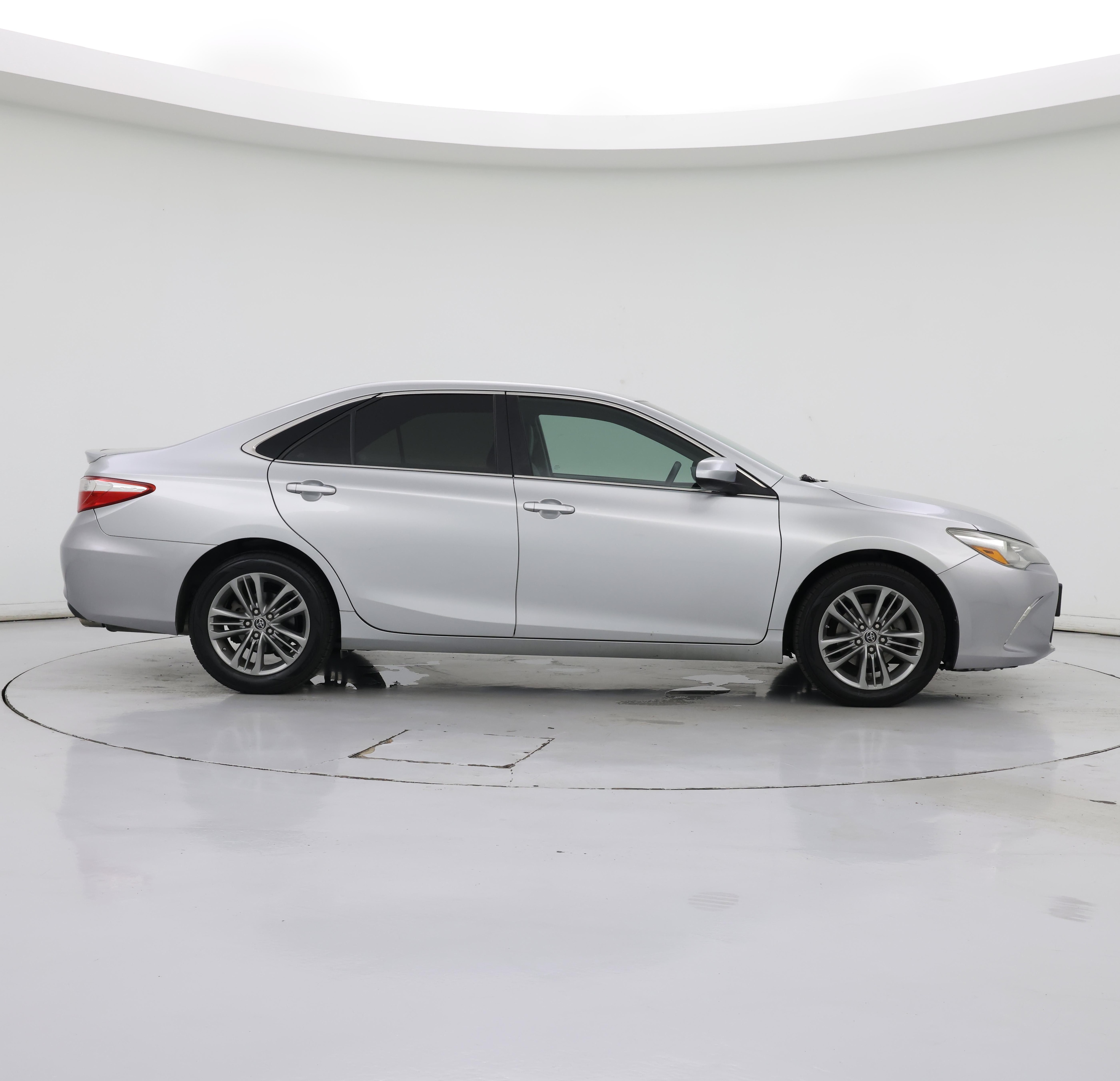 Thumbnail: 2016 Toyota Camry - 7